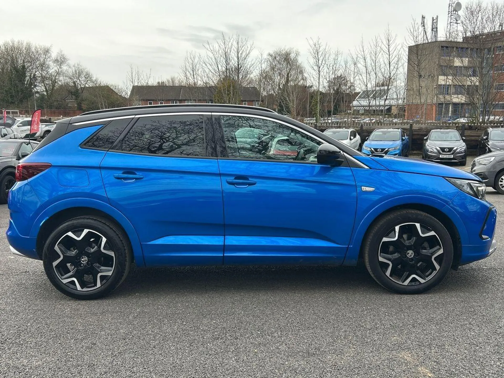 2022 Vauxhall Grandland thumbnail 6
