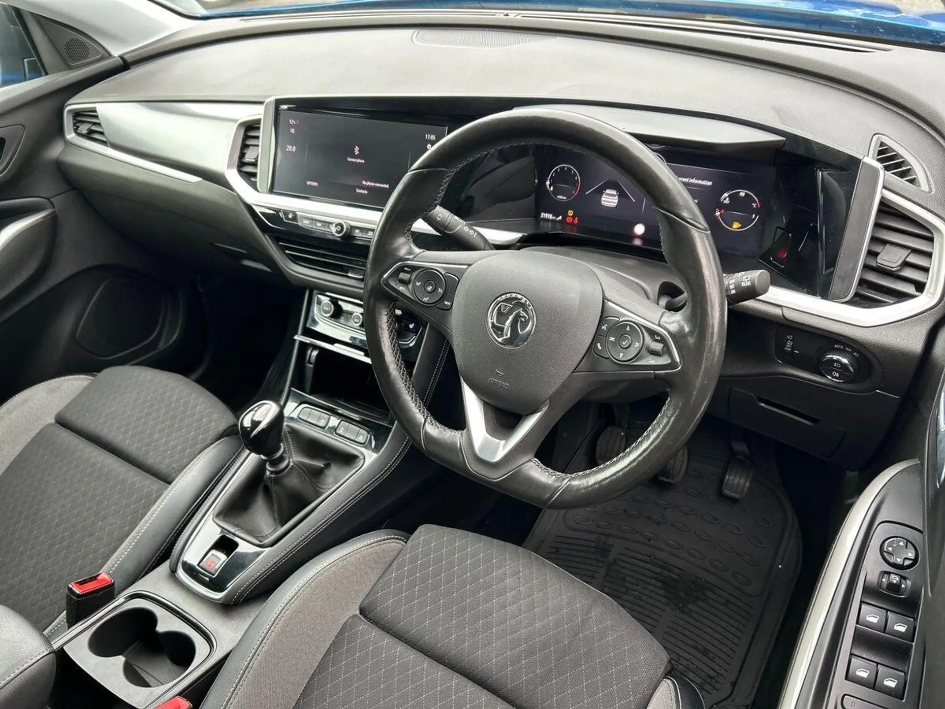 2022 Vauxhall Grandland thumbnail 14