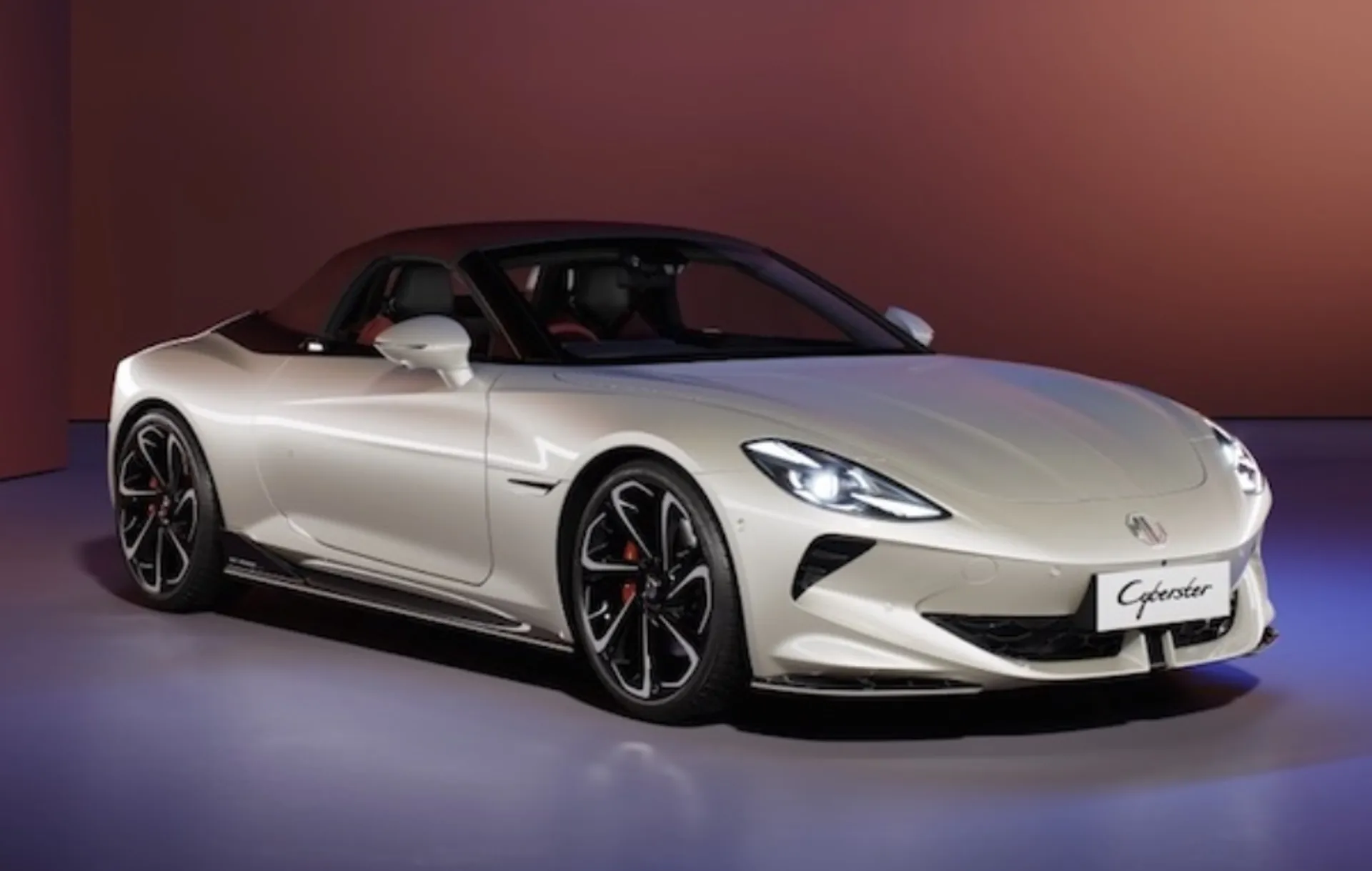  Mg Motor Uk Cyberster 250kW Trophy Single Motor 77 kWh 2dr Auto Image #1