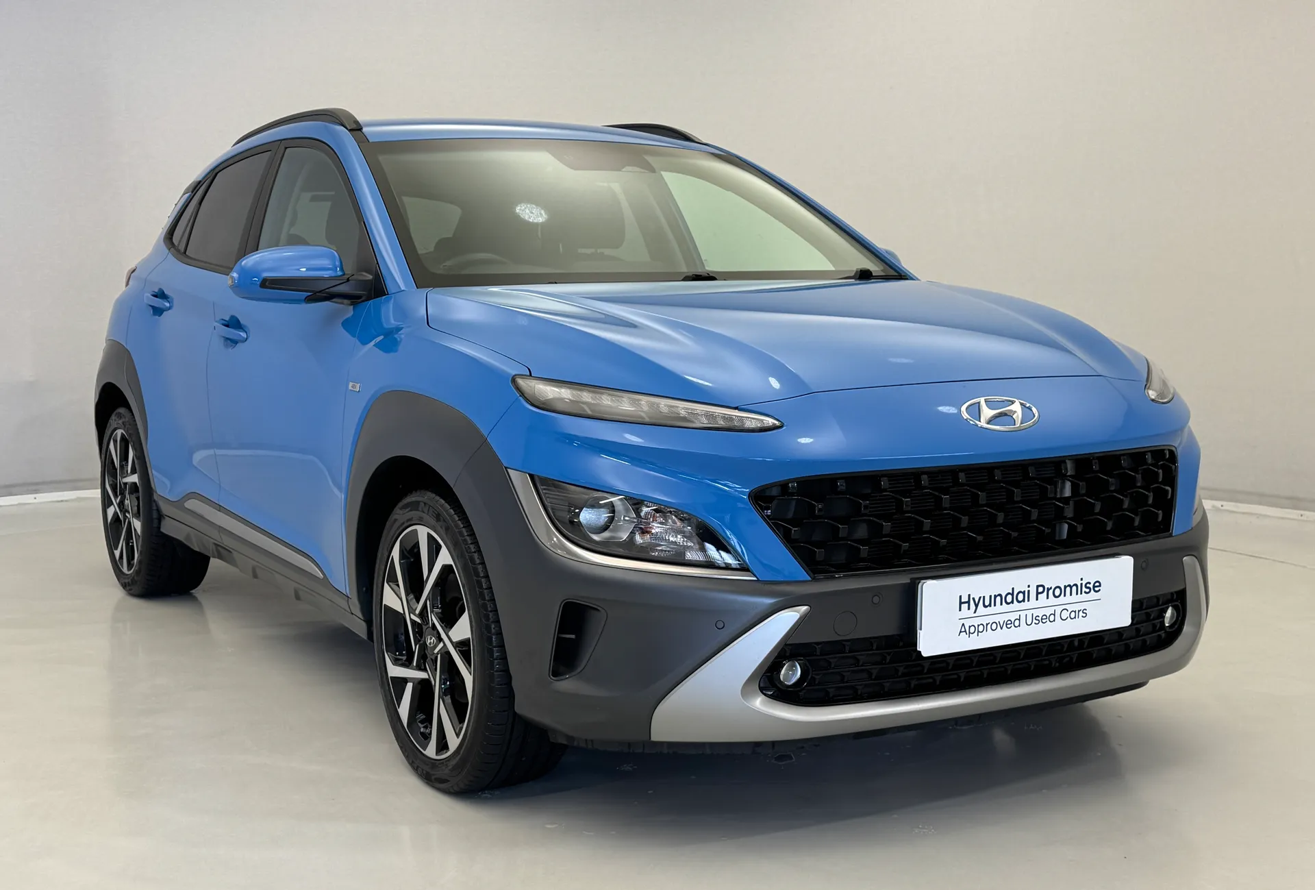 ET21OSZ Hyundai Kona 1.0 TGDi 48V MHEV Premium 5dr Image #1