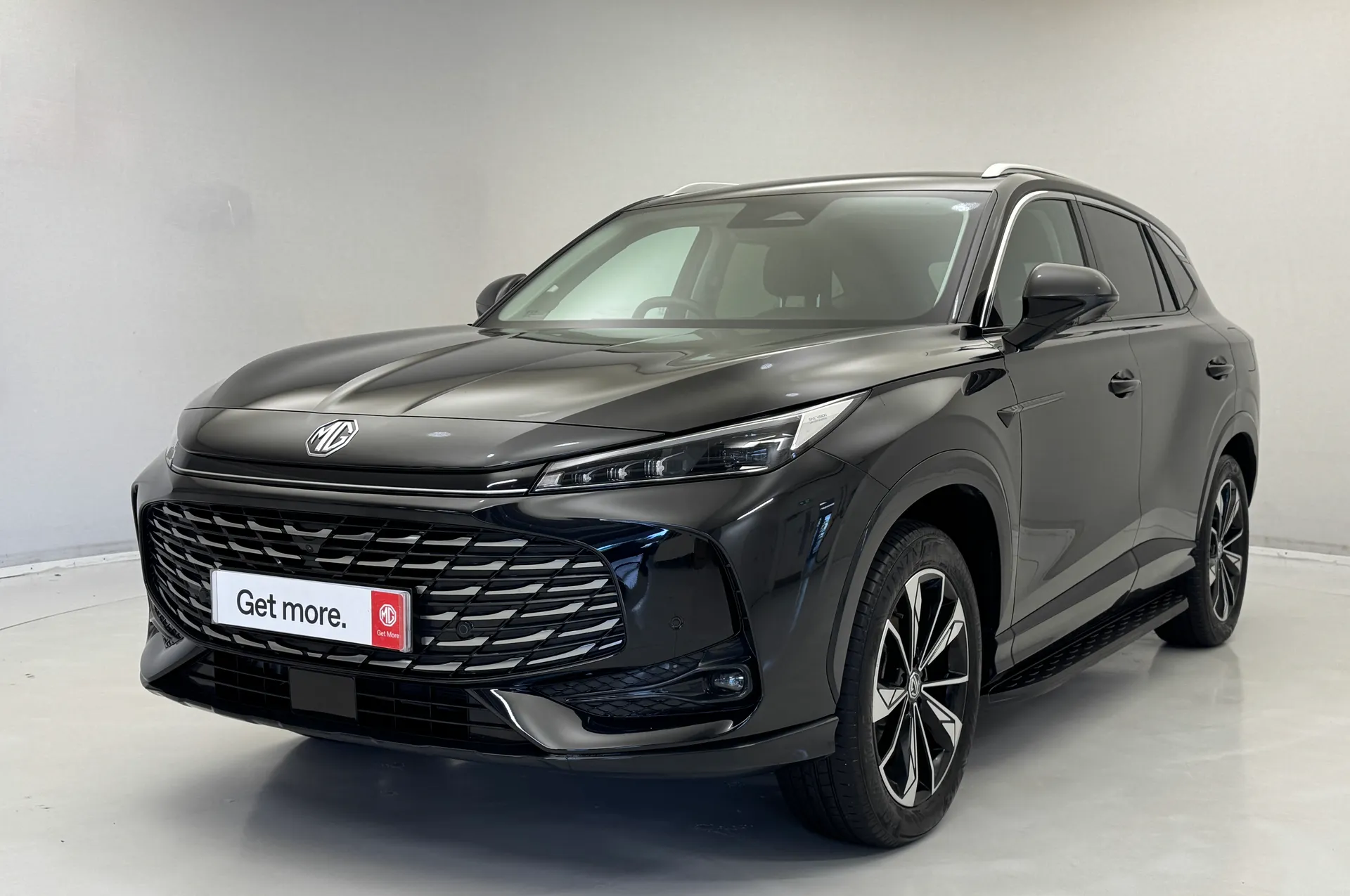 DS74JCO Mg Motor Uk Hs 1.5 T-GDI PHEV Trophy 5dr Auto Image #1