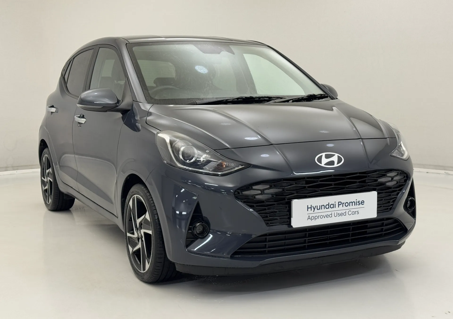 ET24NUW Hyundai i10 1.0 [63] Premium 5dr Auto [Nav] Image #1