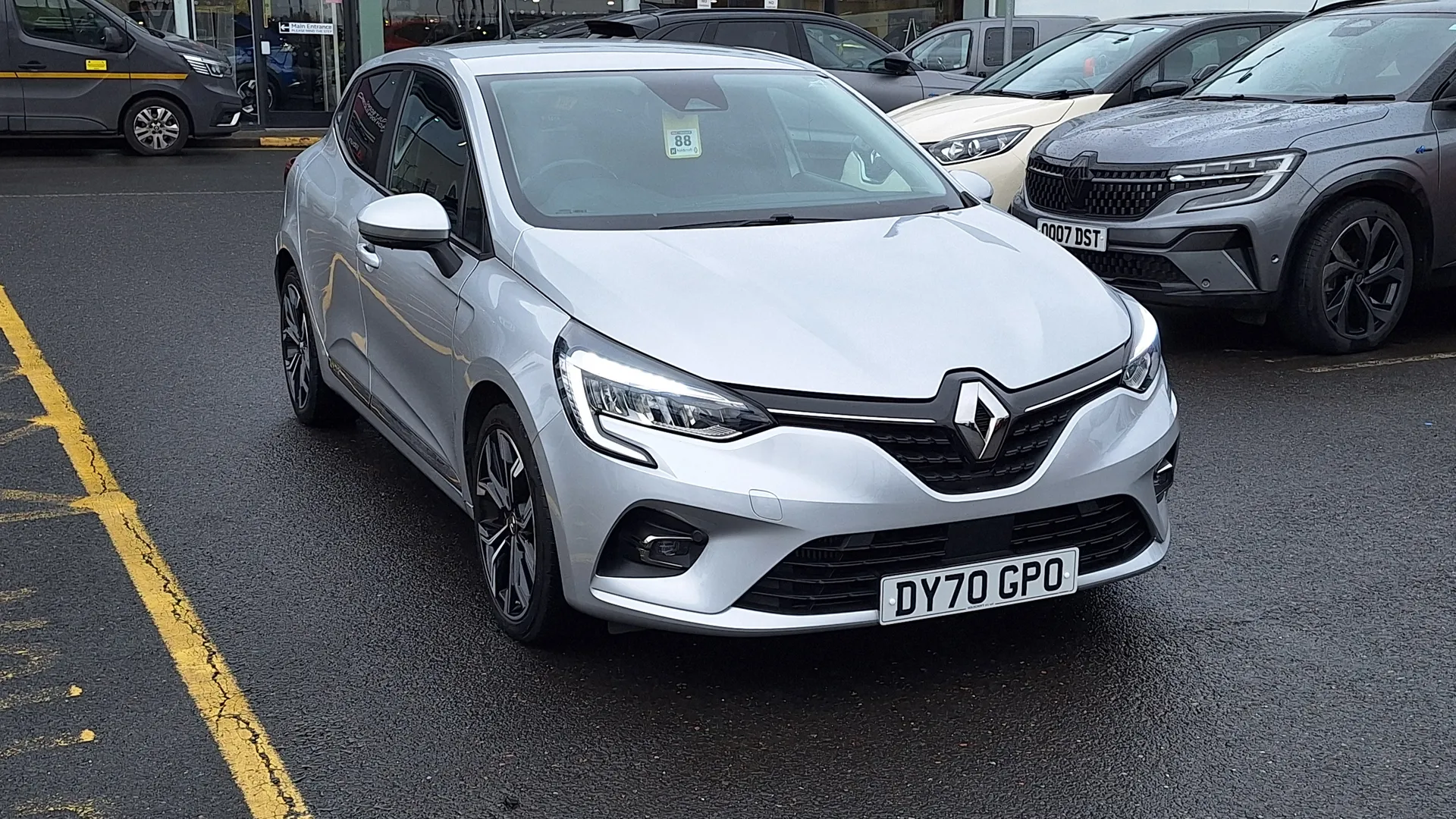 DY70GPO Renault Clio 1.0 TCe 100 Iconic 5dr Image #1