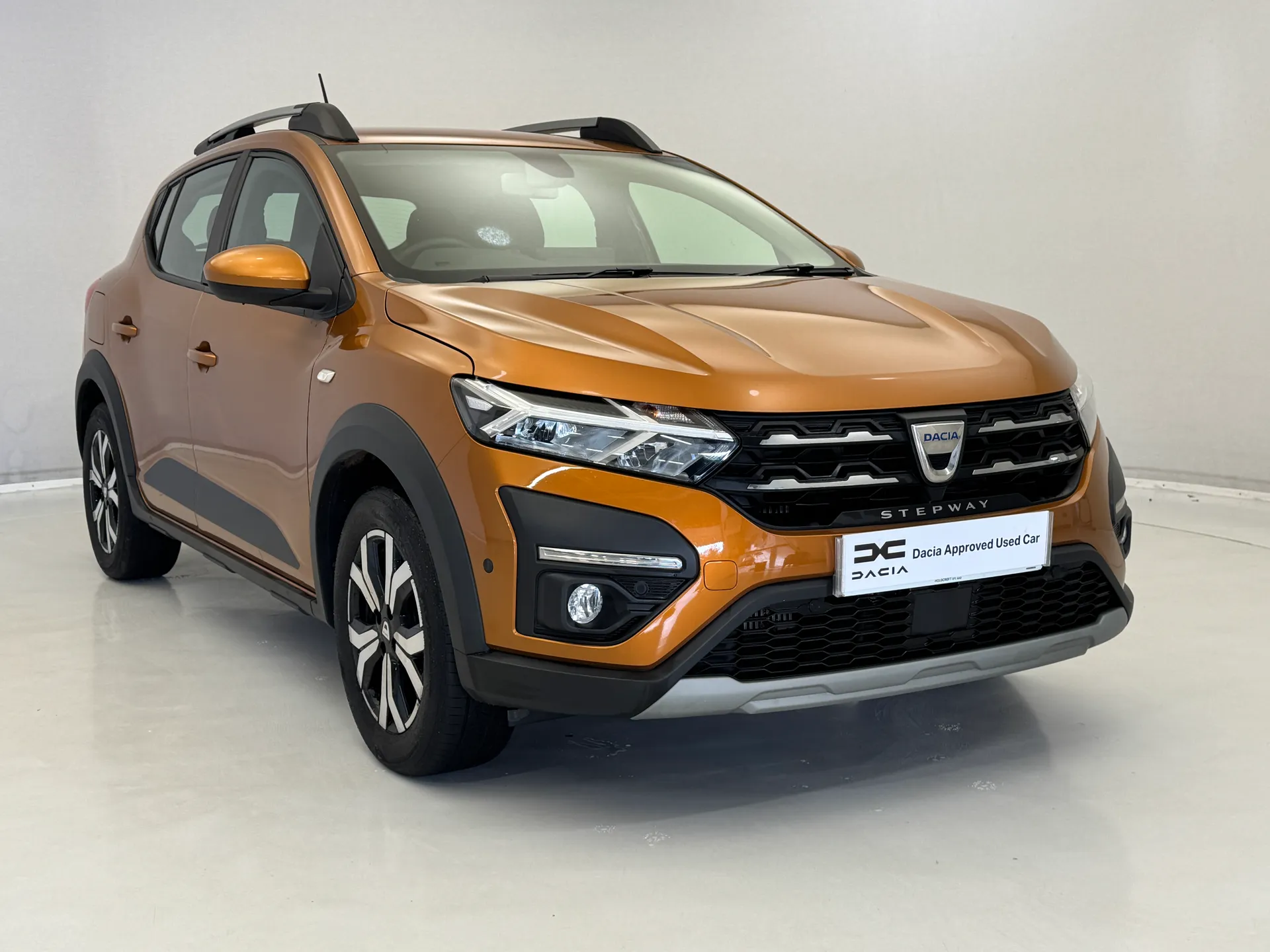 DY22KHC Dacia Sandero Stepway 1.0 TCe Prestige 5dr CVT Image #1