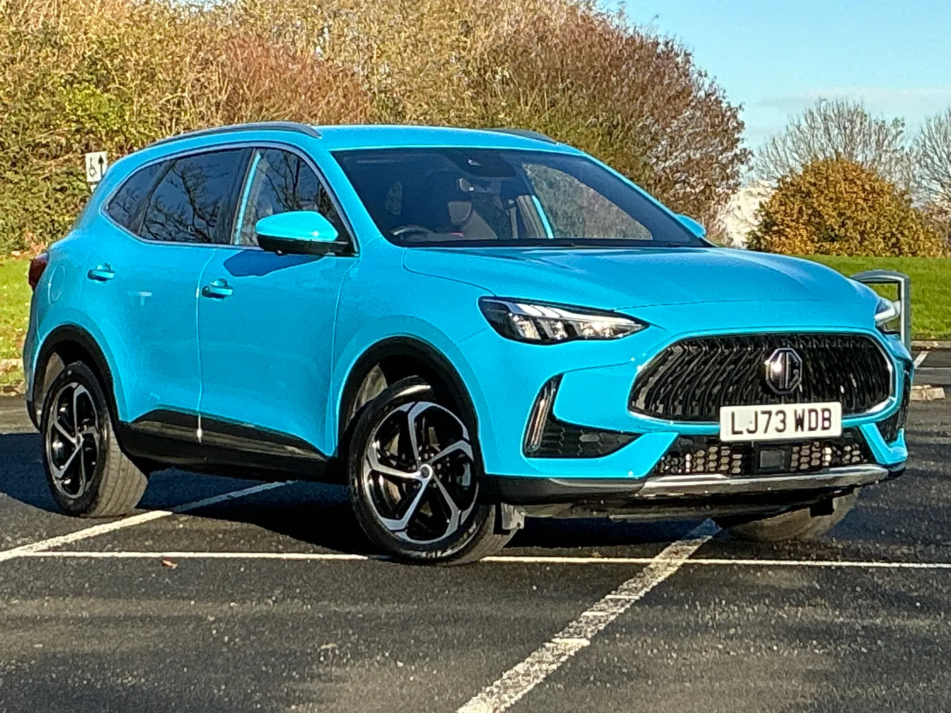 LJ73WDB Mg Motor Uk Hs 1.5 T-GDI PHEV Trophy 5dr Auto Image #1