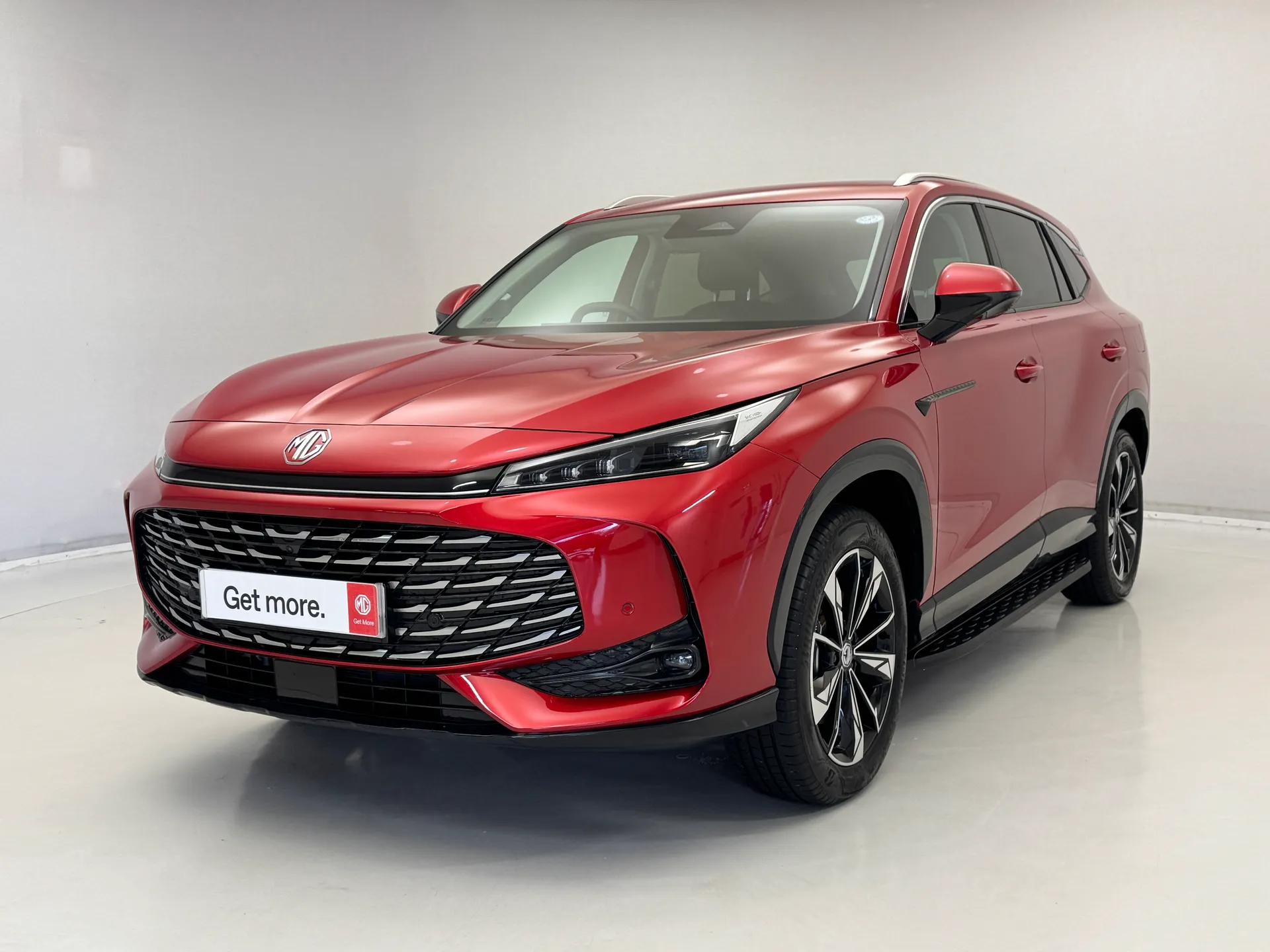 DN25MVT Mg Motor Uk Hs 1.5 T-GDI PHEV Trophy 5dr Auto Image #1