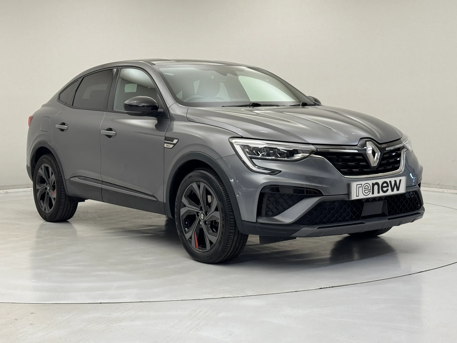 BK72HKY Renault ARKANA 1.6 E-TECH Hybrid 145 R.S. Line 5dr Auto Image #1