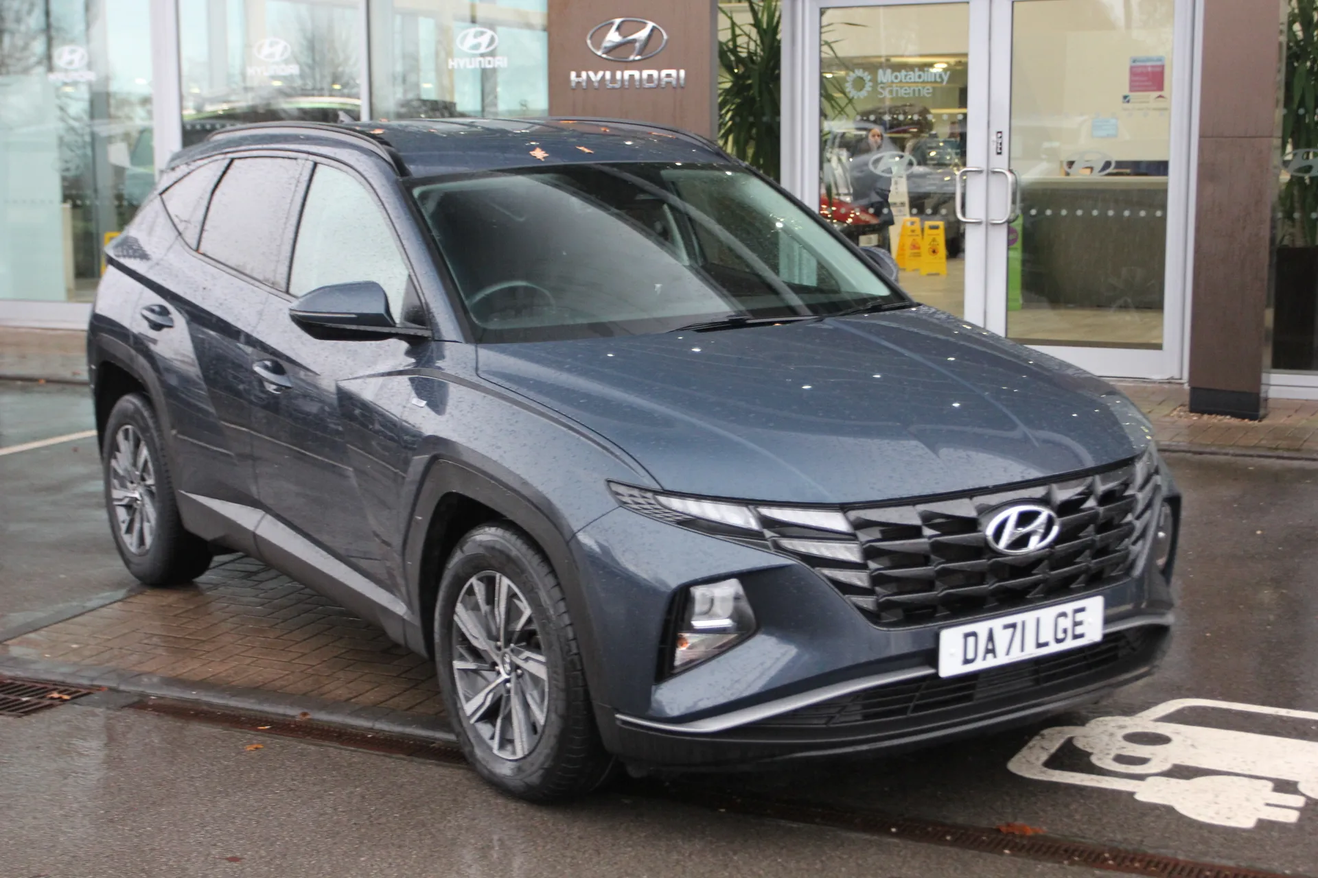 DA71LGE Hyundai Tucson 1.6 TGDi 48V MHD SE Connect 5dr 2WD Image #1