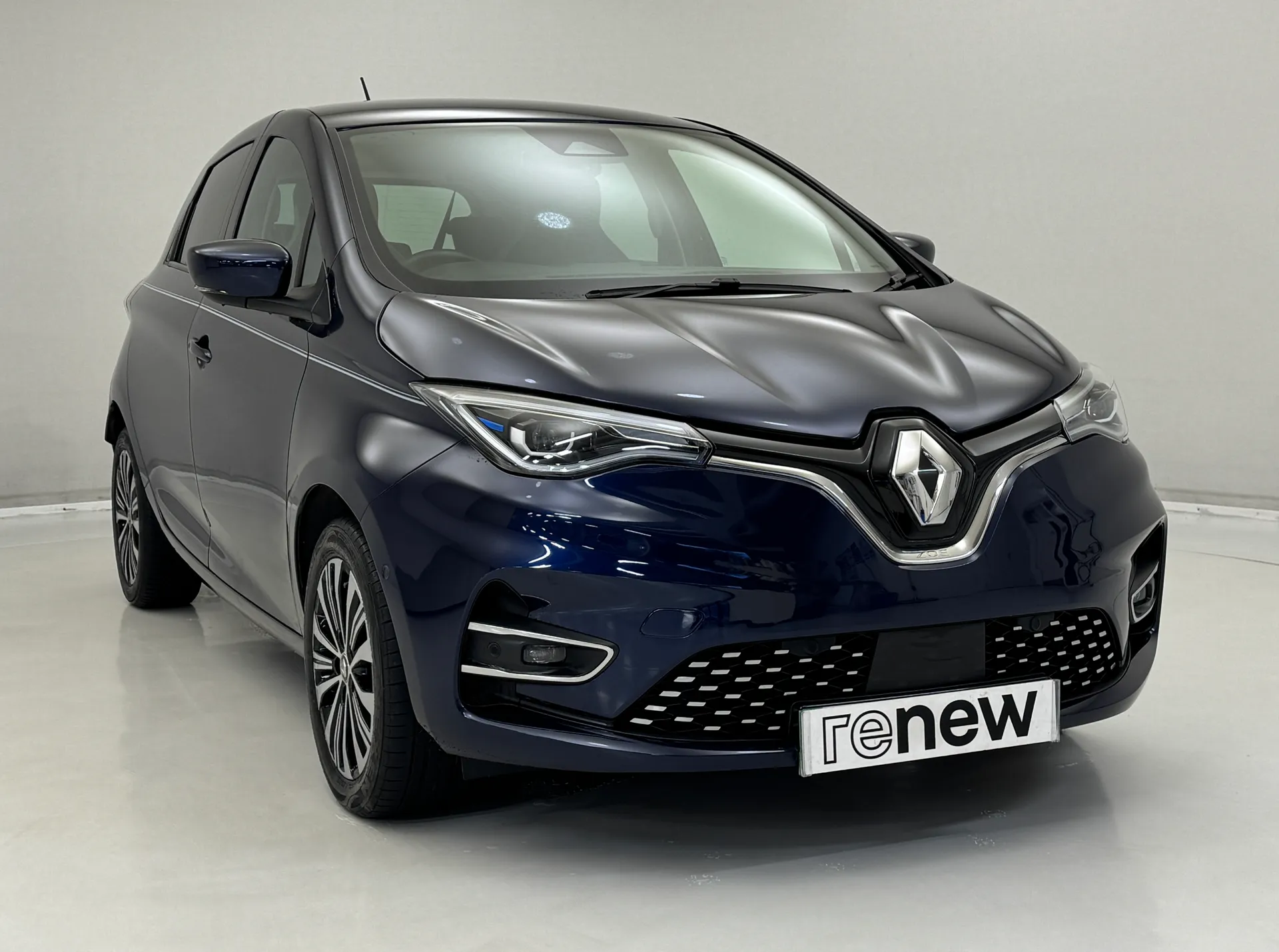LV71KCU Renault Zoe 100kW Riviera Limited Edn R135 50kWh RC 5dr Auto Image #1