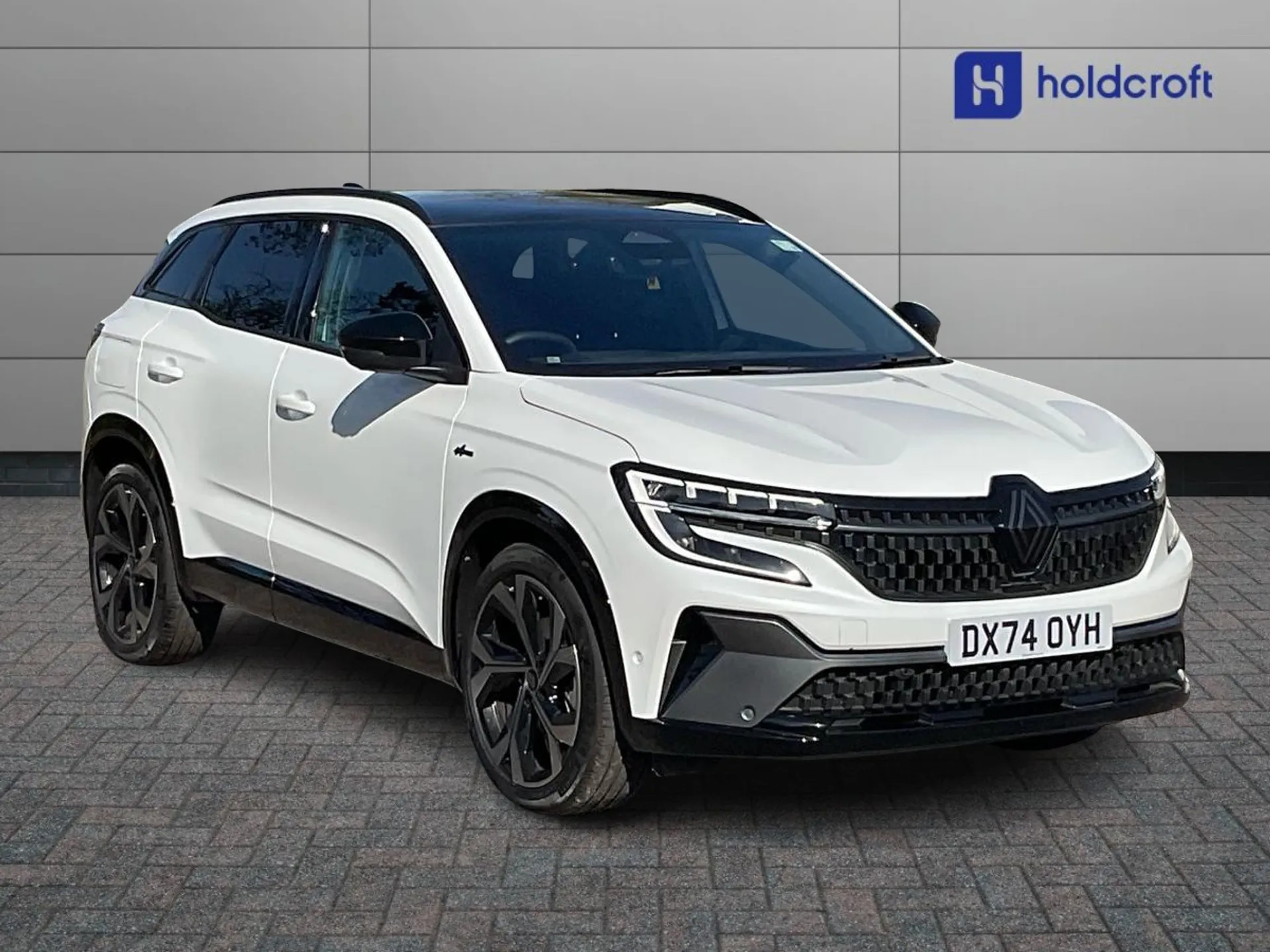 DX74OYH Renault Austral E-Tech FHEV Iconic Esprit Alpine 5dr Auto Image #1