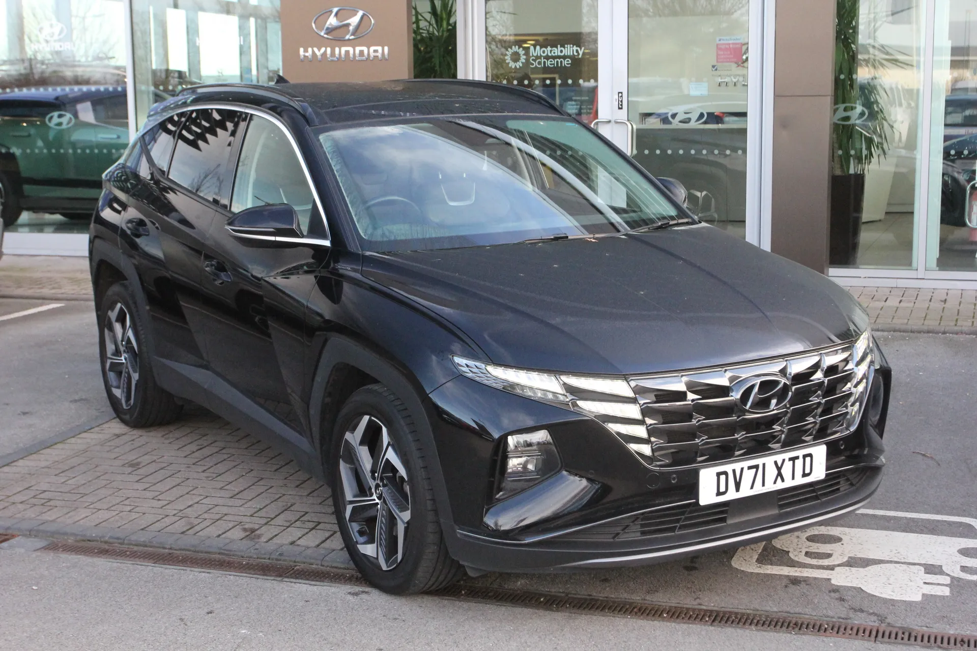 DV71XTD Hyundai Tucson 1.6 TGDi Hybrid 230 Ultimate 5dr 2WD Auto Image #1