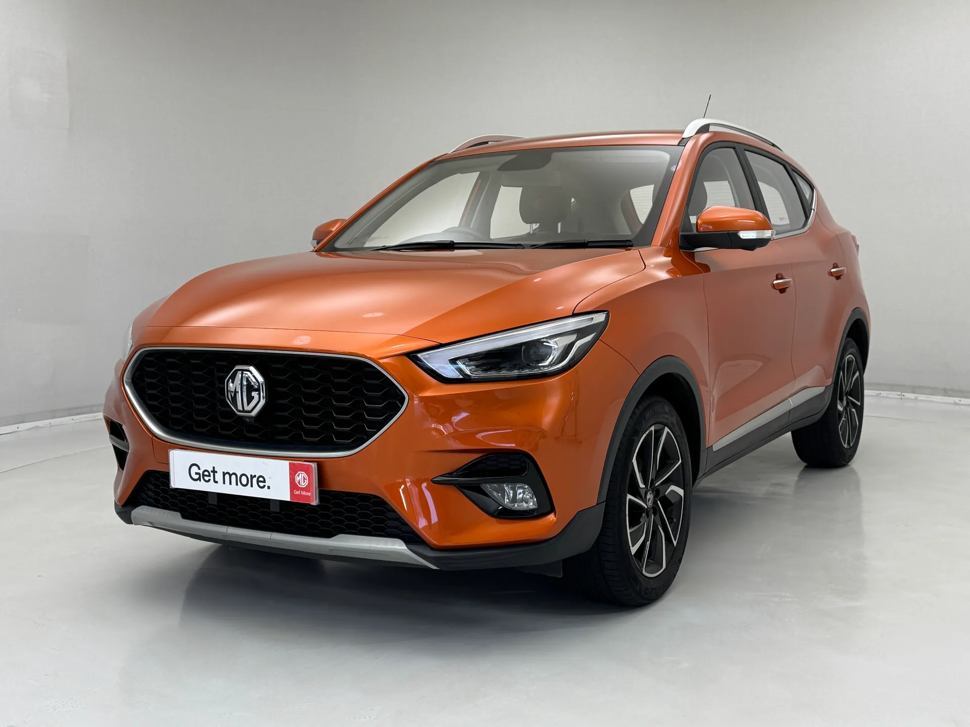 DY24MJX Mg Motor Uk Zs 1.5 VTi-TECH Exclusive 5dr Image #1