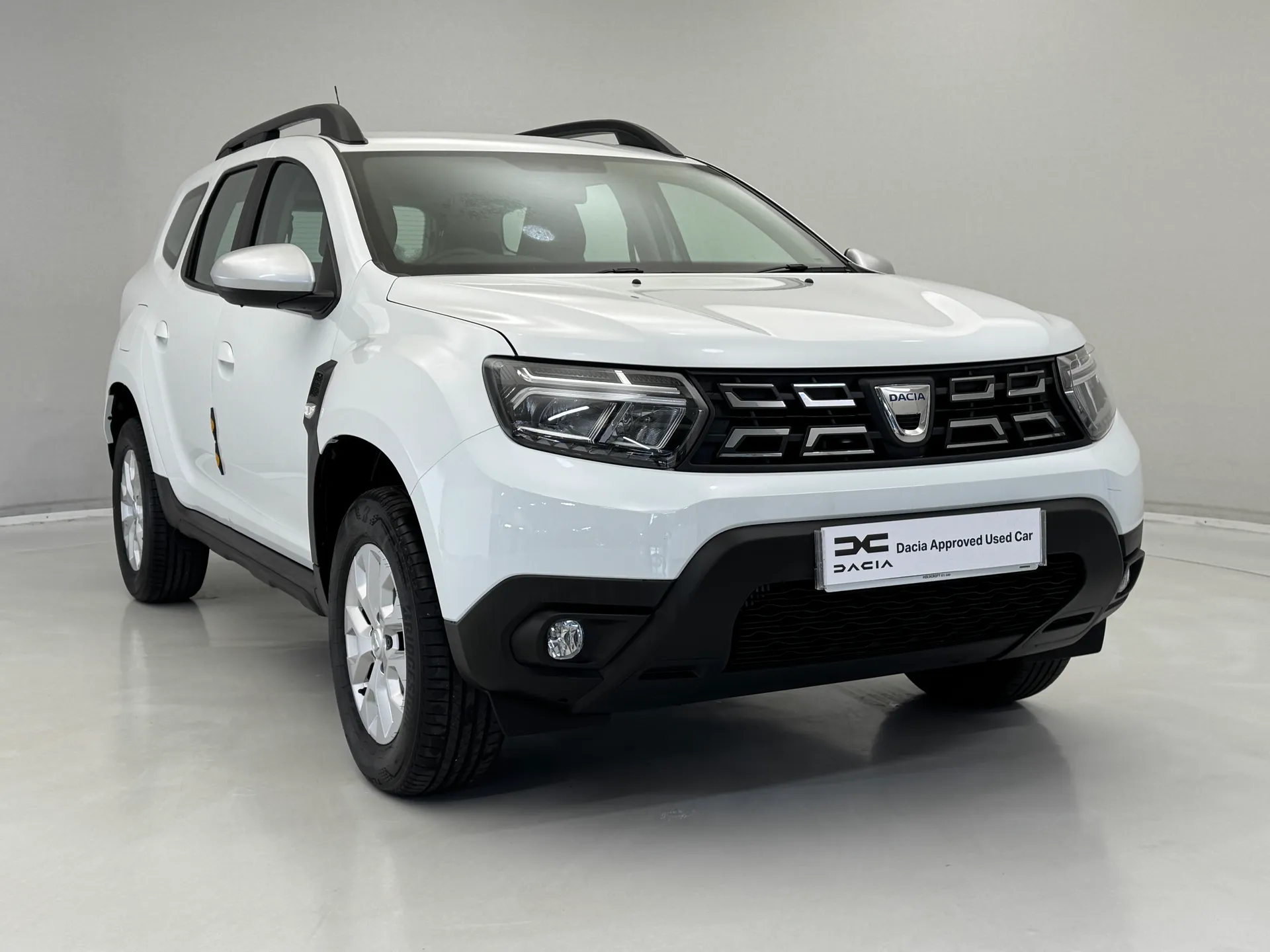 DN23RJZ Dacia Duster 1.0 TCe 90 Comfort 5dr Image #1