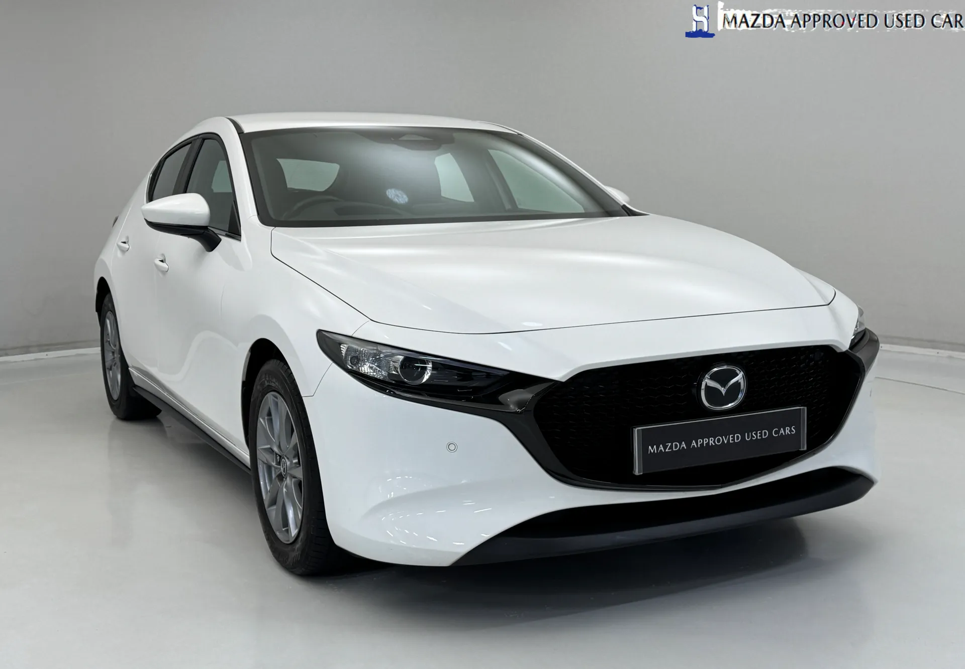 MX73ZXB Mazda Mazda3 2.0 e-Skyactiv G MHEV Centre-Line 5dr Image #1