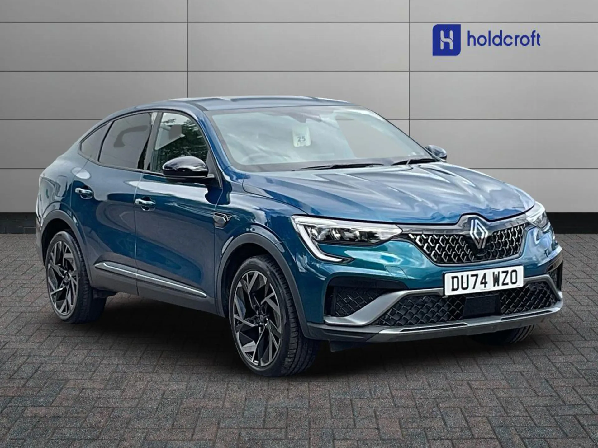 DU74WZO Renault ARKANA 1.6 E-Tech FHEV 145 Esprit Alpine 5dr Auto Image #1