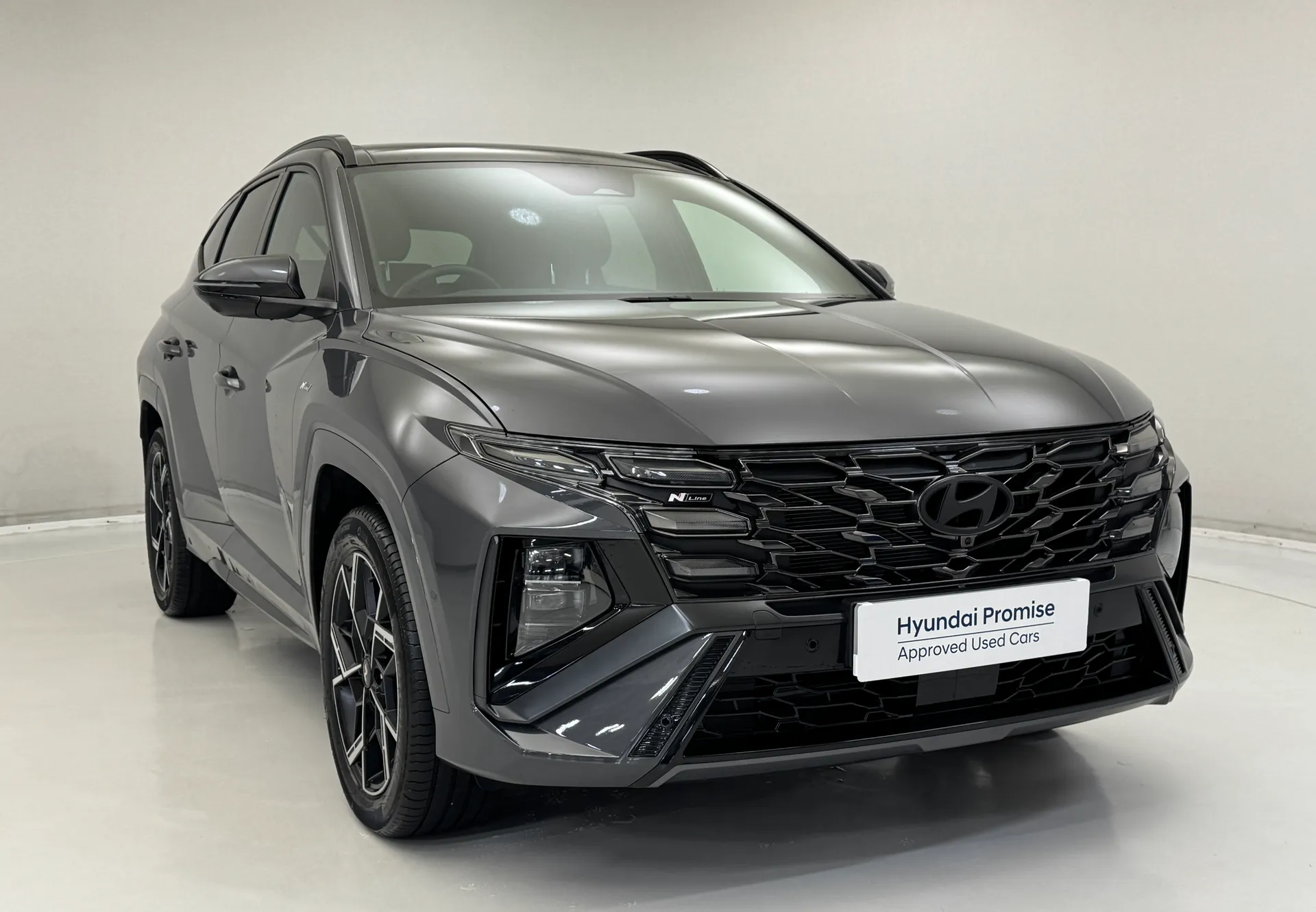 DT25VYG Hyundai Tucson 1.6T Hybrid N Line S 5dr Auto Image #1