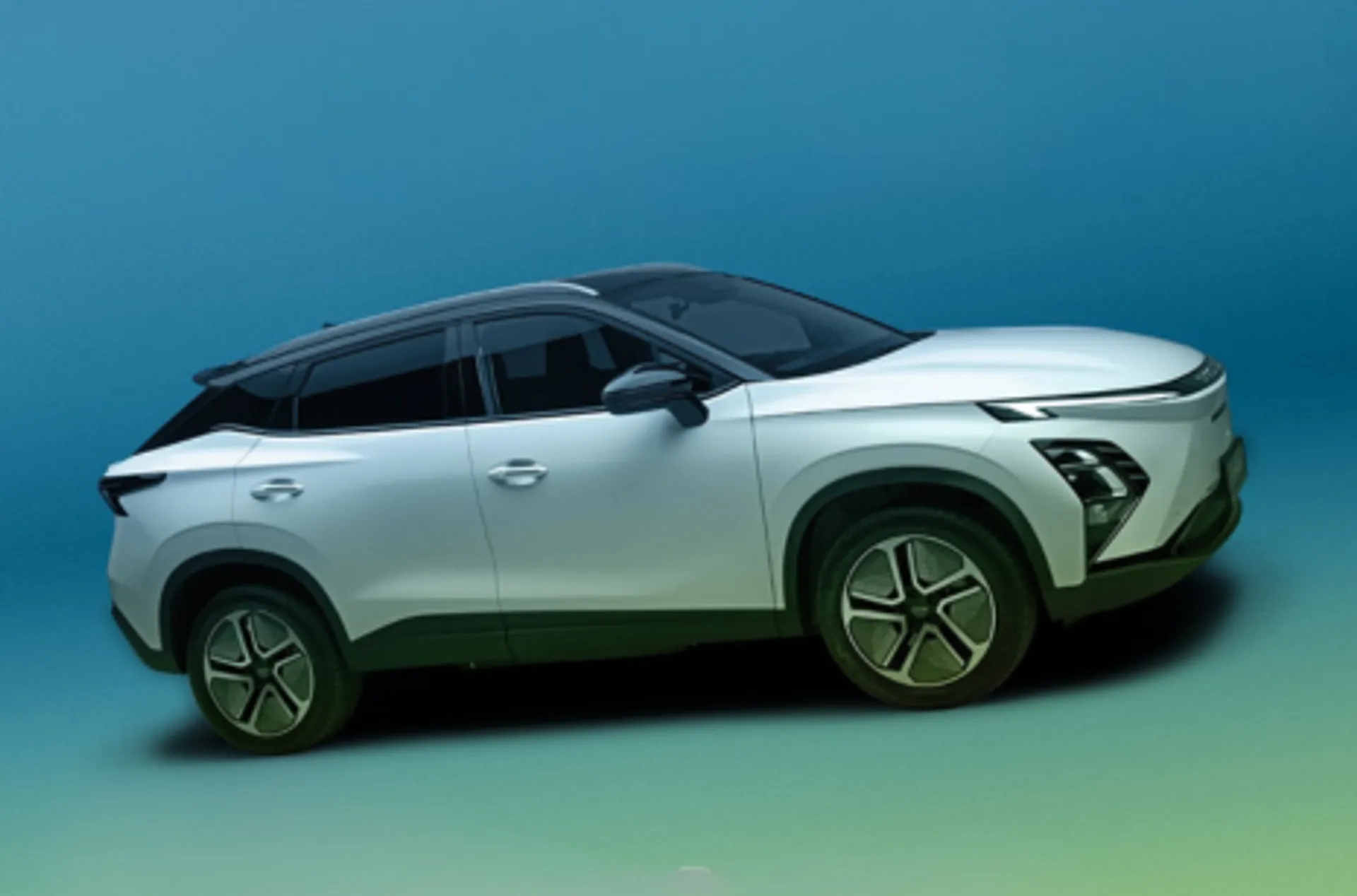  Omoda E5 Noble 150KW 61kWh 5dr Auto Image #1