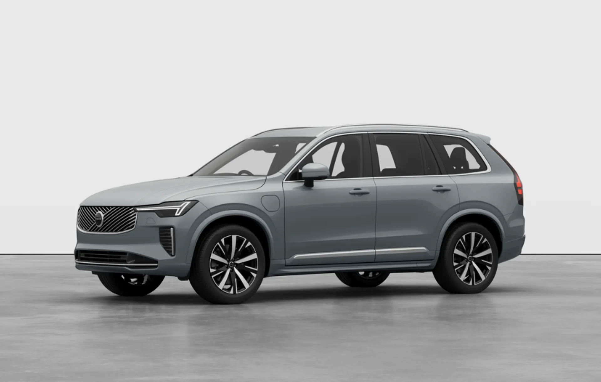 Volvo XC90 B5P PLUS Image #1