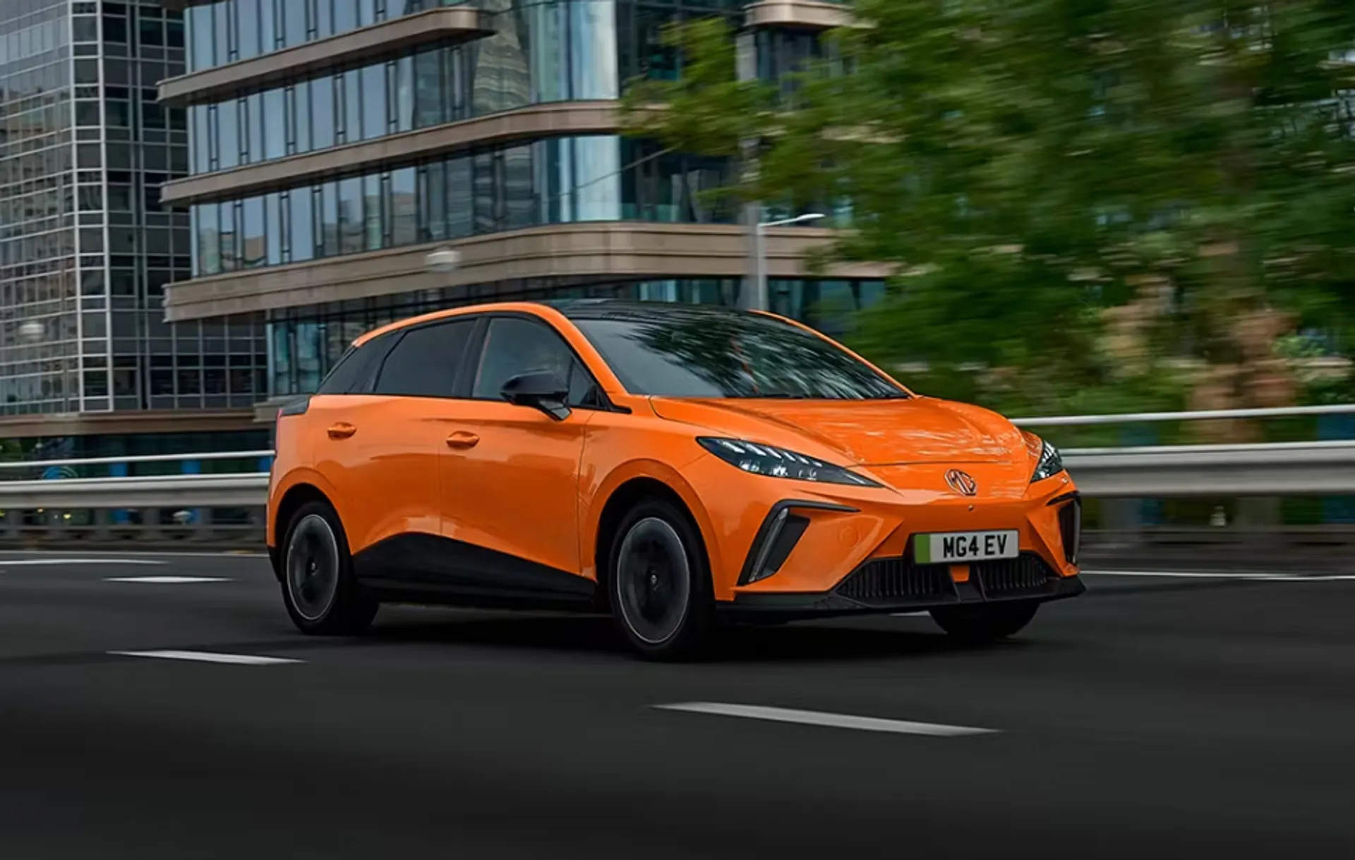  Mg MG4 Trophy Long Range 130kW 64 kWh Auto Image #1