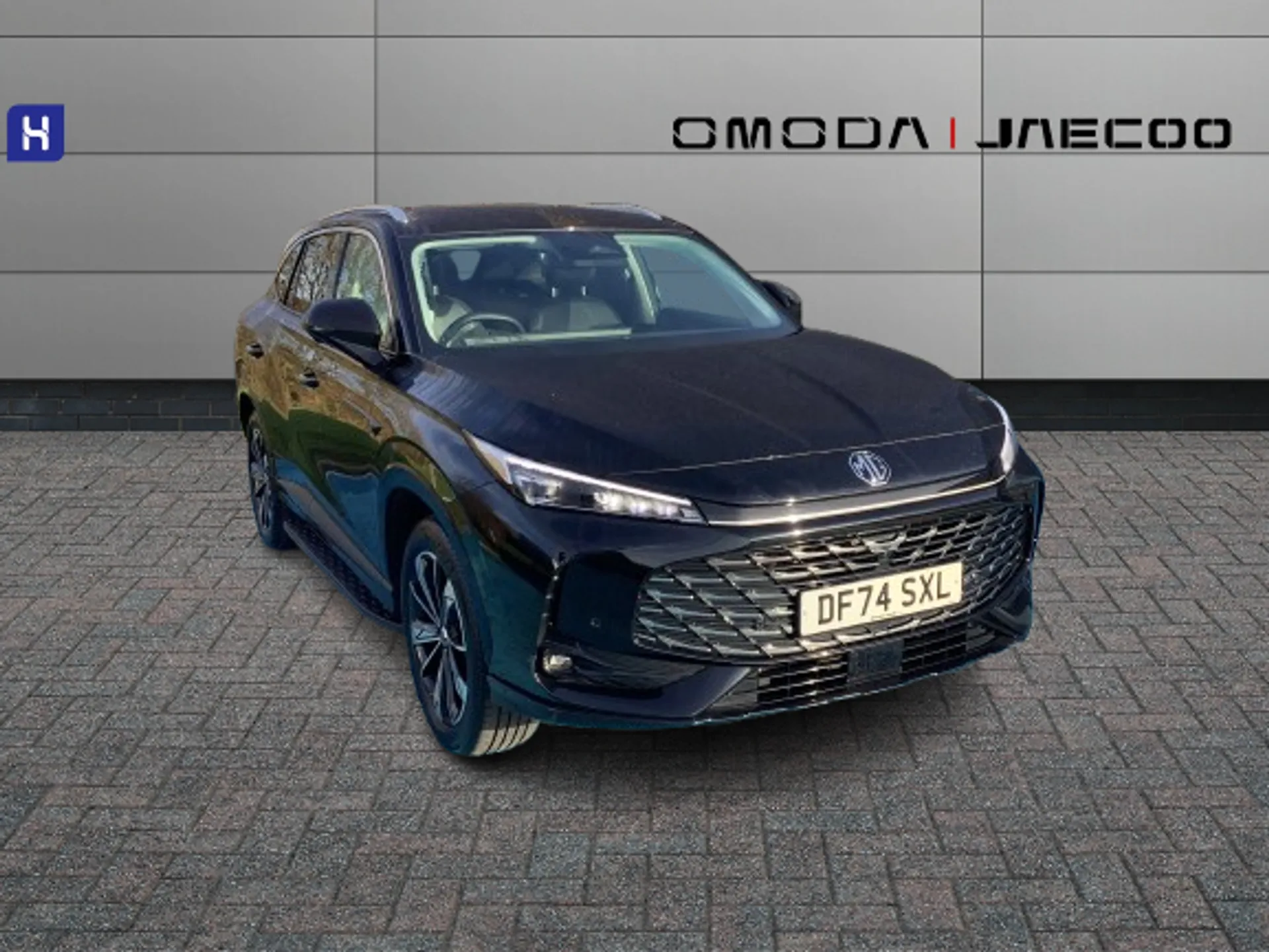 DF74SXL Mg Motor Uk Hs 1.5 T-GDI PHEV Trophy 5dr Auto Image #1