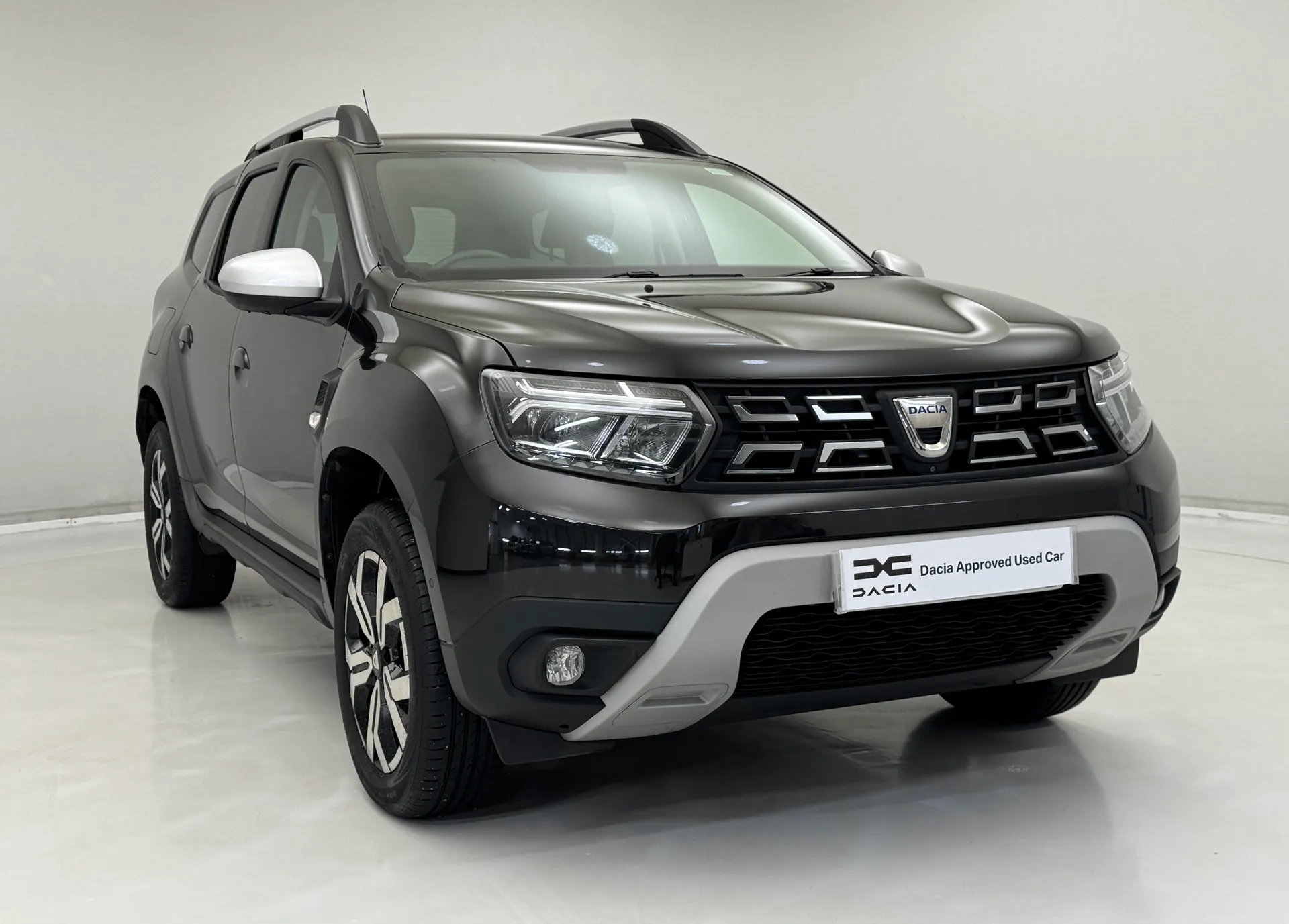 DS22NWB Dacia Duster 1.3 TCe 130 Prestige 5dr Image #1