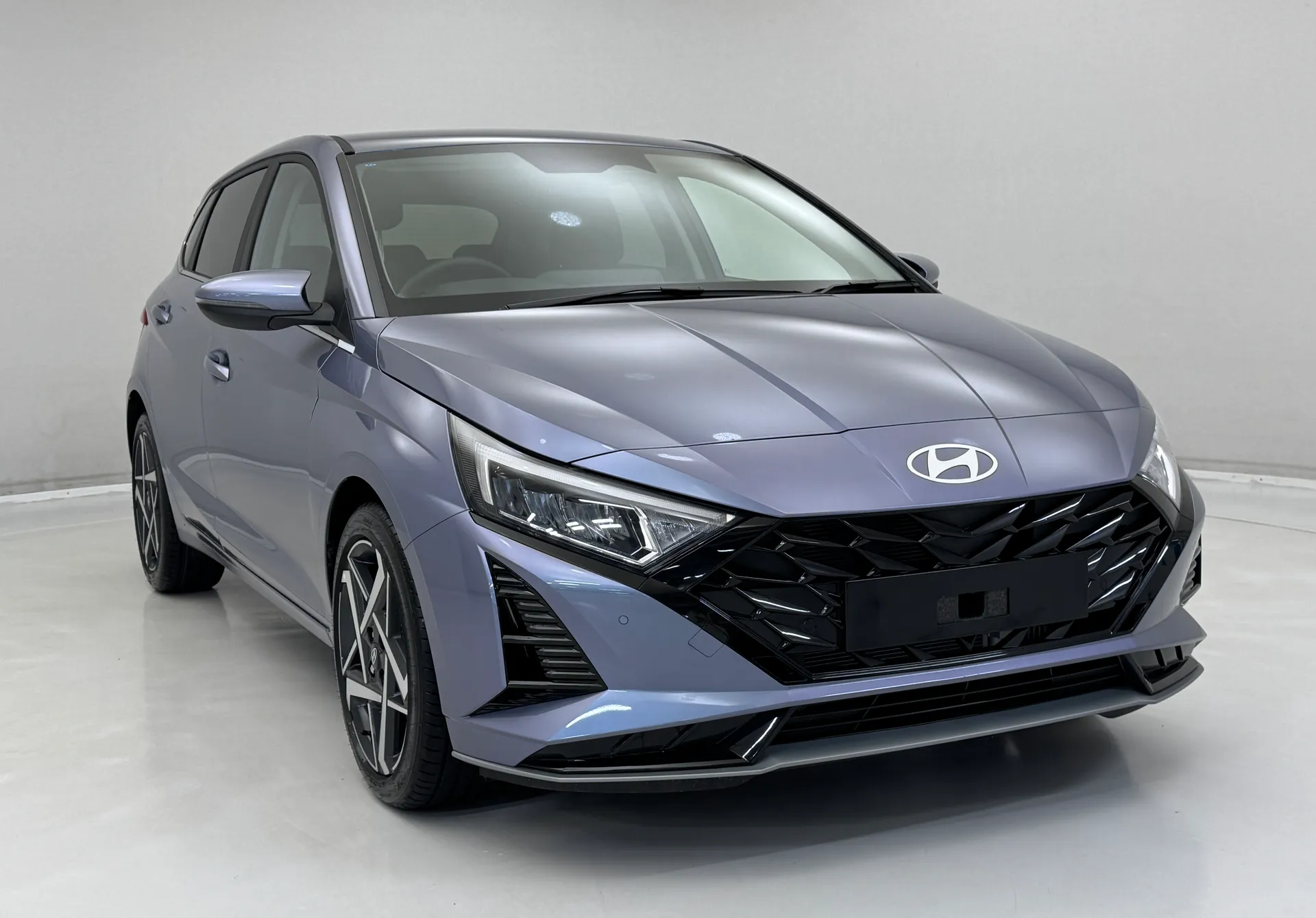 DX75XFO Hyundai i20 1.0T GDi Premium 5dr Image #1