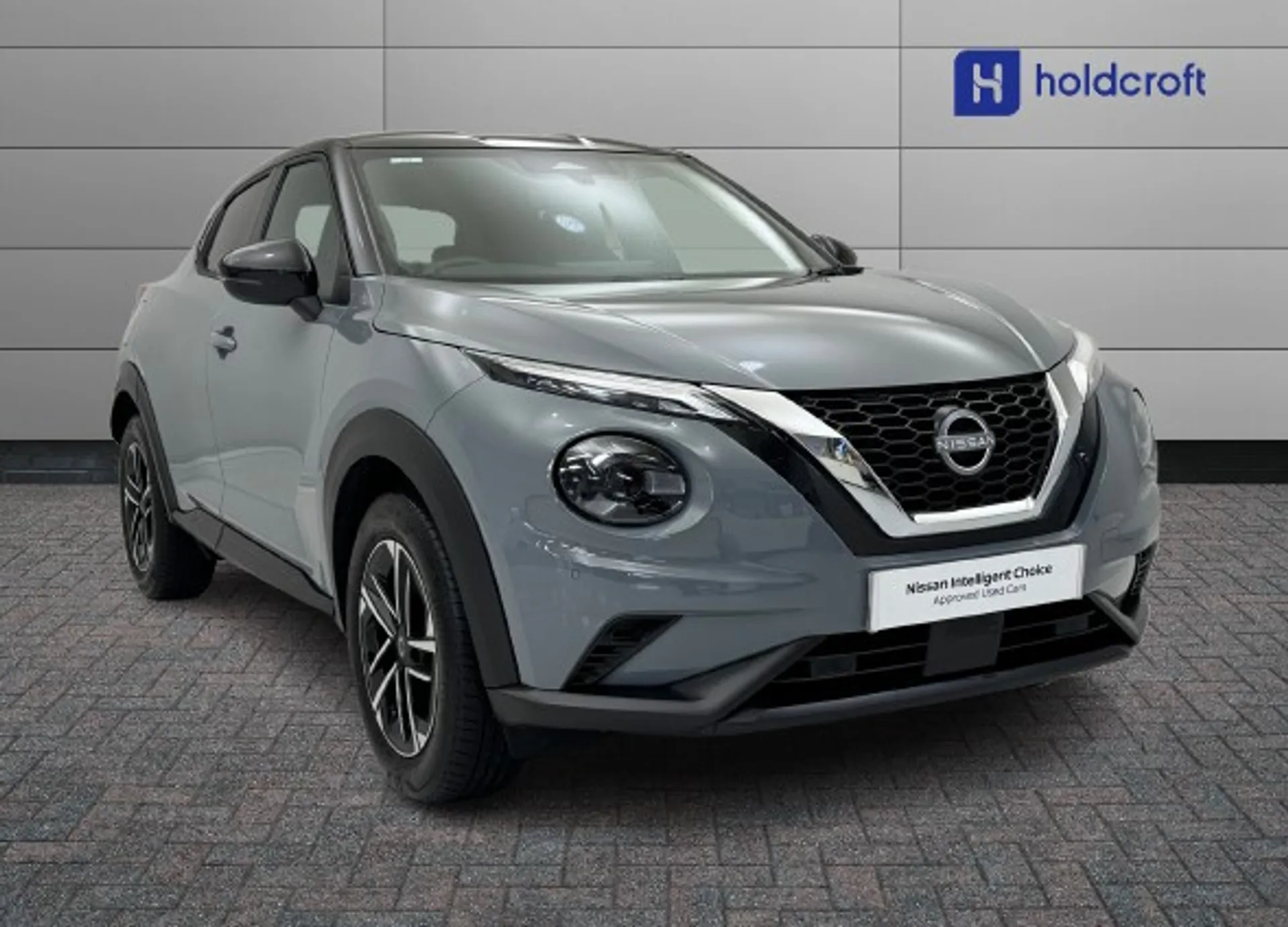OW74HJN Nissan Juke 1.0 DiG-T N-Connecta 5dr Image #1