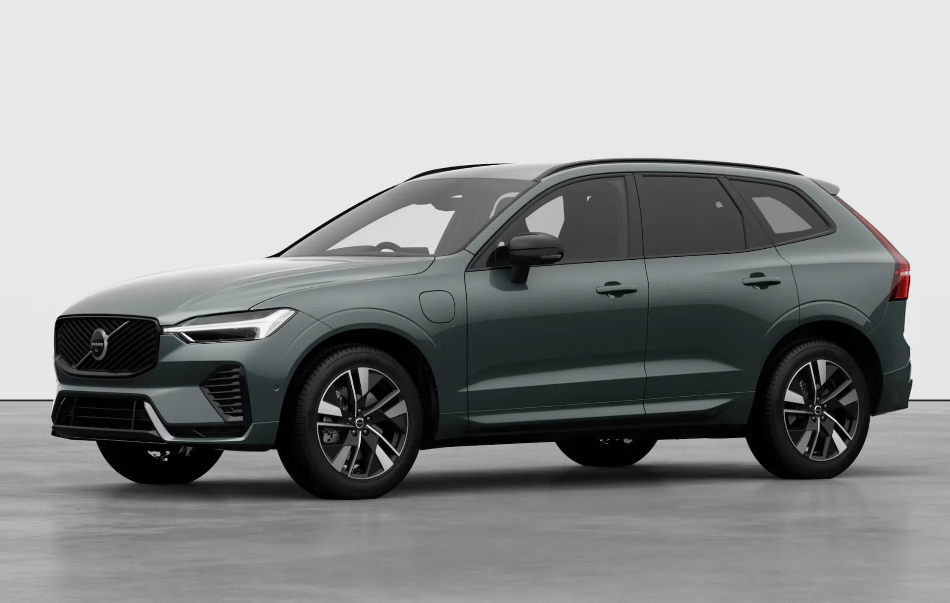  Volvo XC60 HYBRID T6 PLUS DARK Image #1