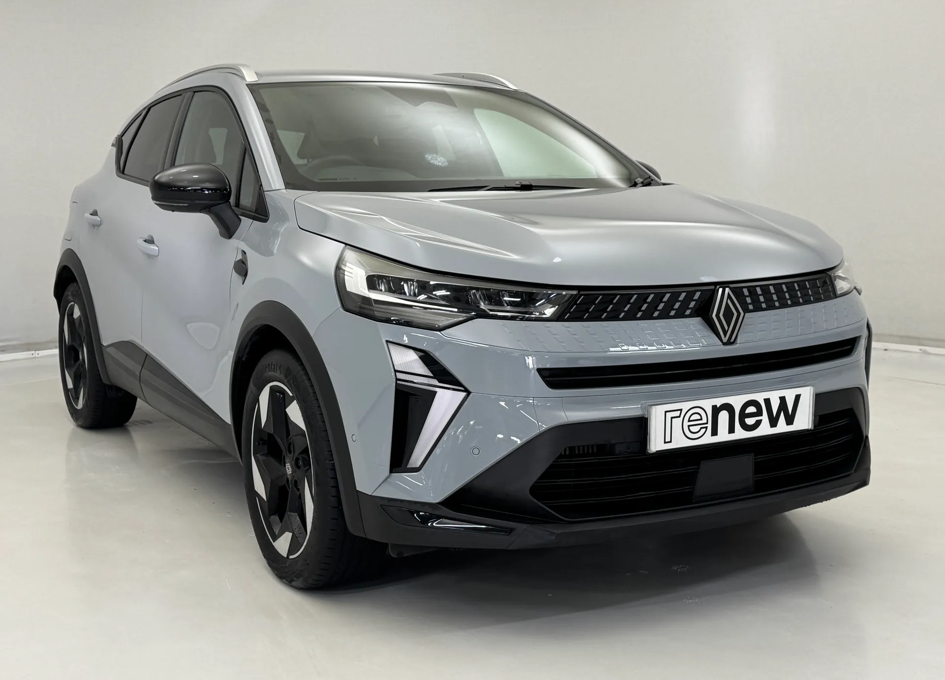 DX74VHC Renault Captur 1.0 TCE 90 Techno 5dr Image #1
