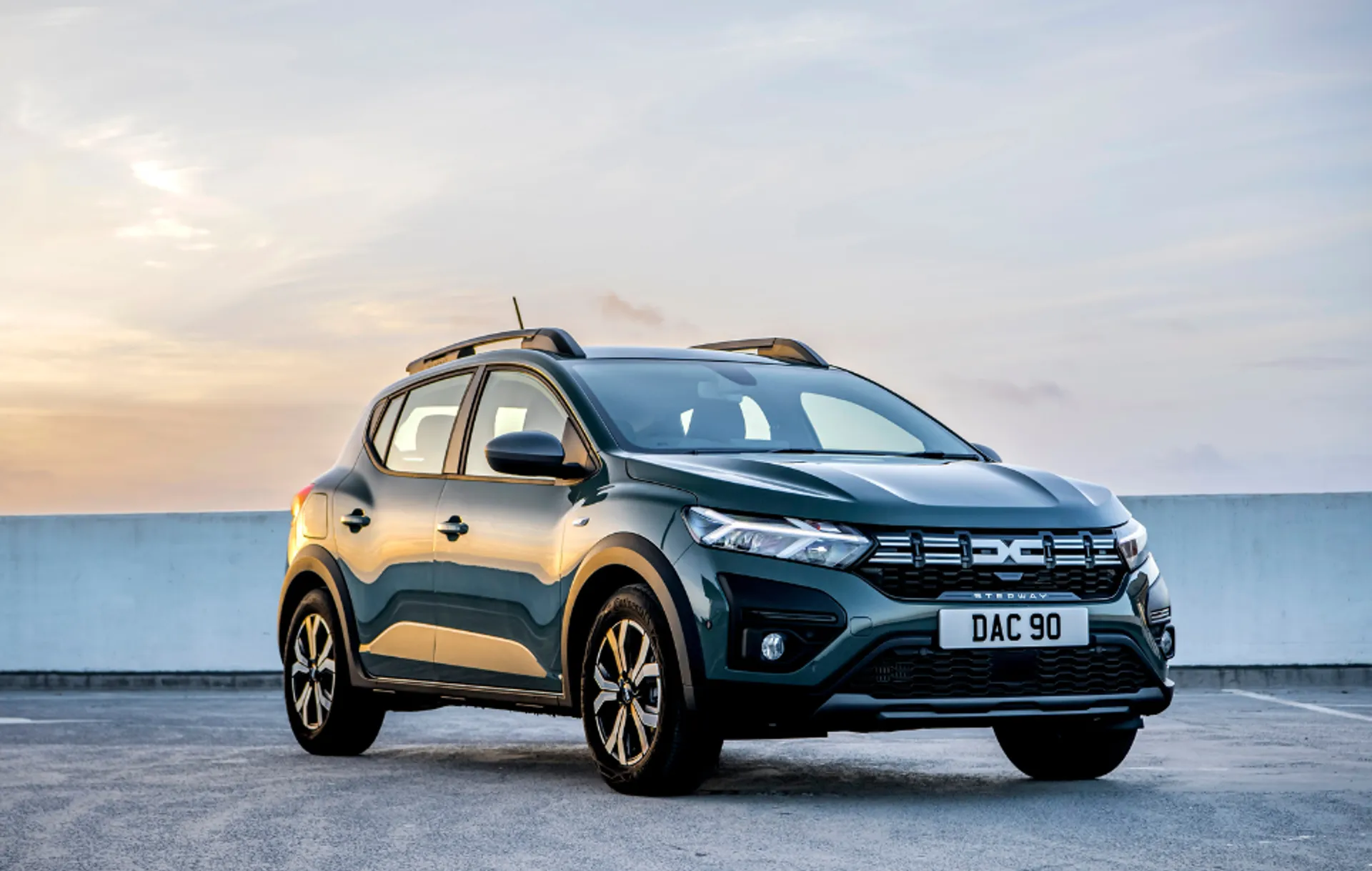 Dacia Sandero Stepway Essential TCe110 Image #1