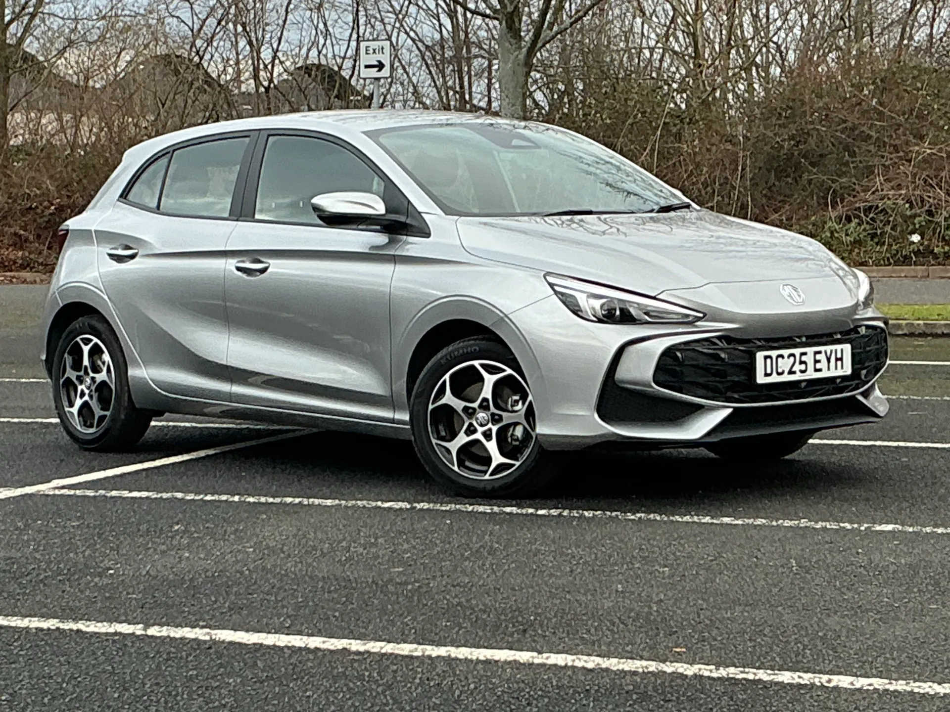 DC25EYH Mg Motor Uk Mg3 1.5 Hybrid SE 5dr Auto Image #1