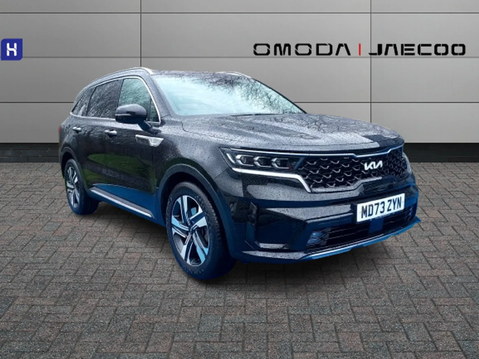 MD73ZYN Kia Sorento 1.6 T-GDi PHEV Vision 5dr Auto Image #1
