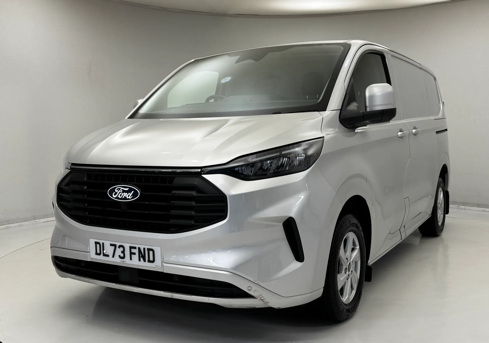 DL73FND Ford Transit Custom 2.0 EcoBlue 136ps H1 Van Limited Image #1