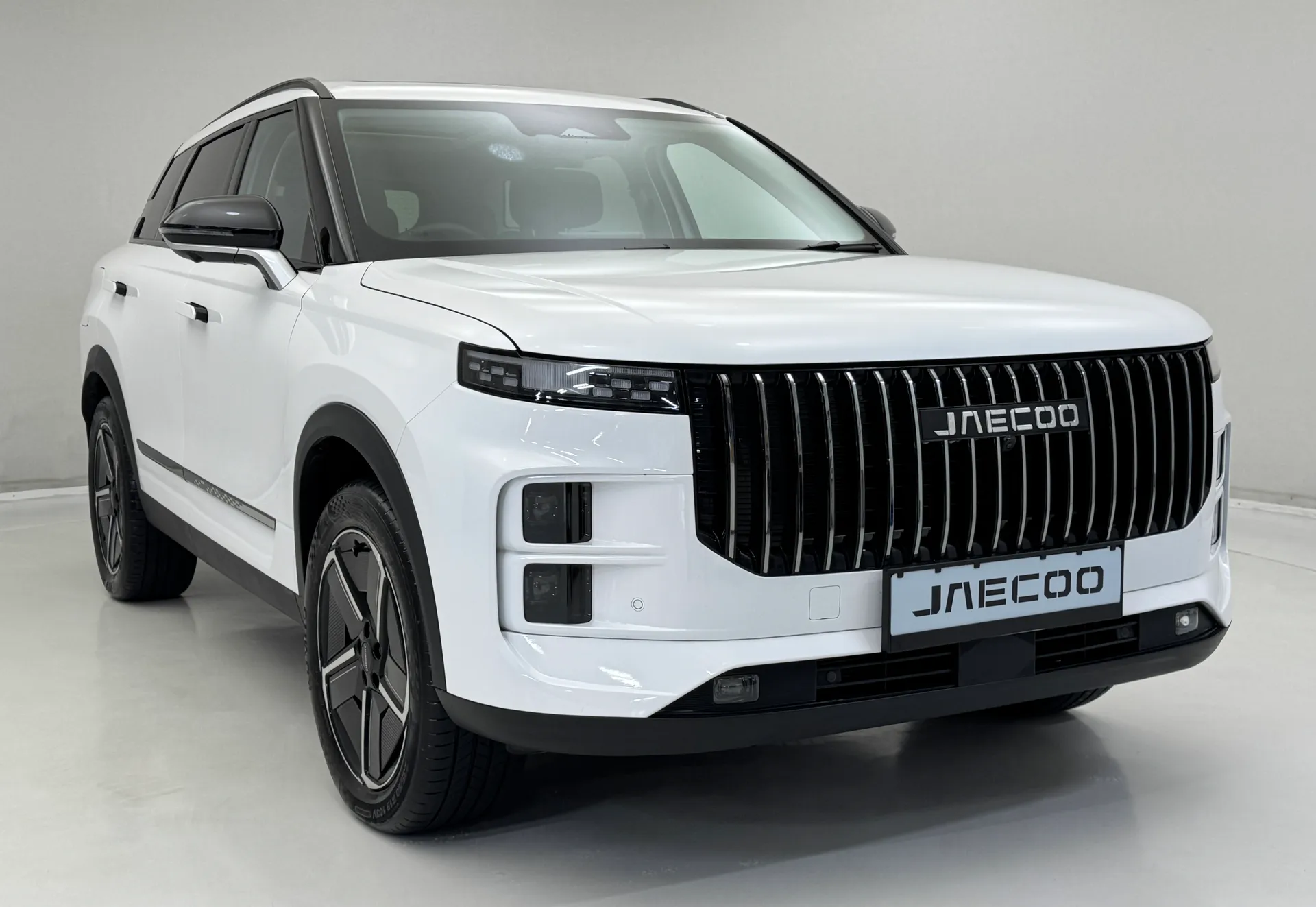 DF25UTE Jaecoo 7 1.5T SHS Luxury 5dr Auto Image #1