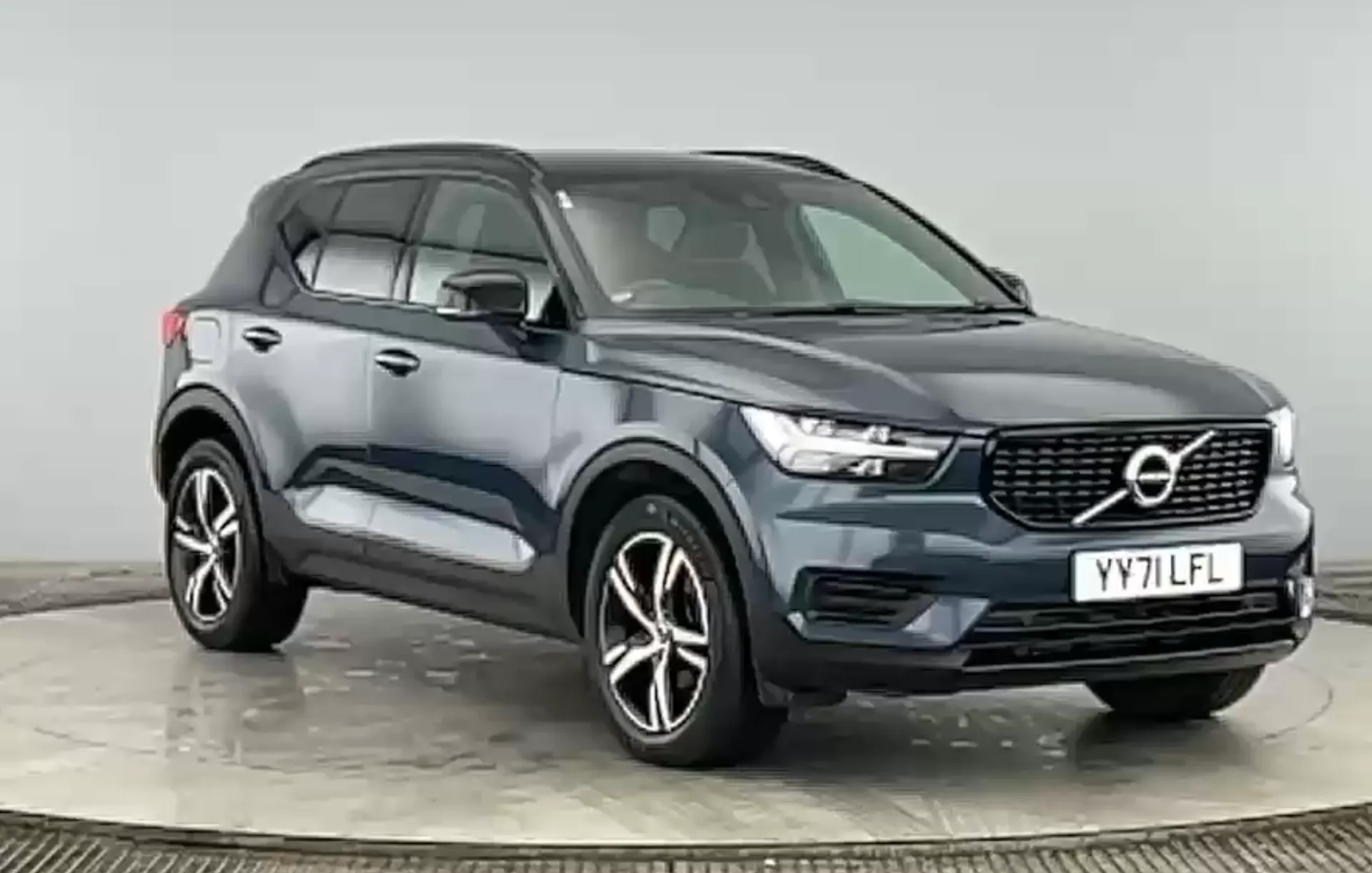 YY71LFL Volvo XC40 1.5 T3 [163] R DESIGN 5dr Image #1