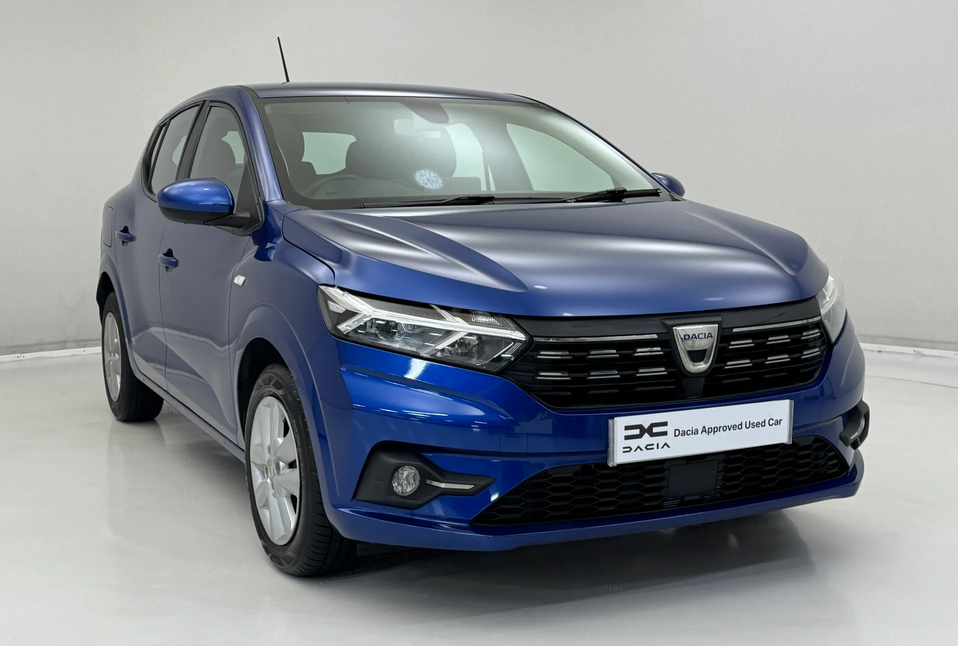 DN22KHB Dacia Sandero 1.0 TCe Bi-Fuel Comfort 5dr Image #1