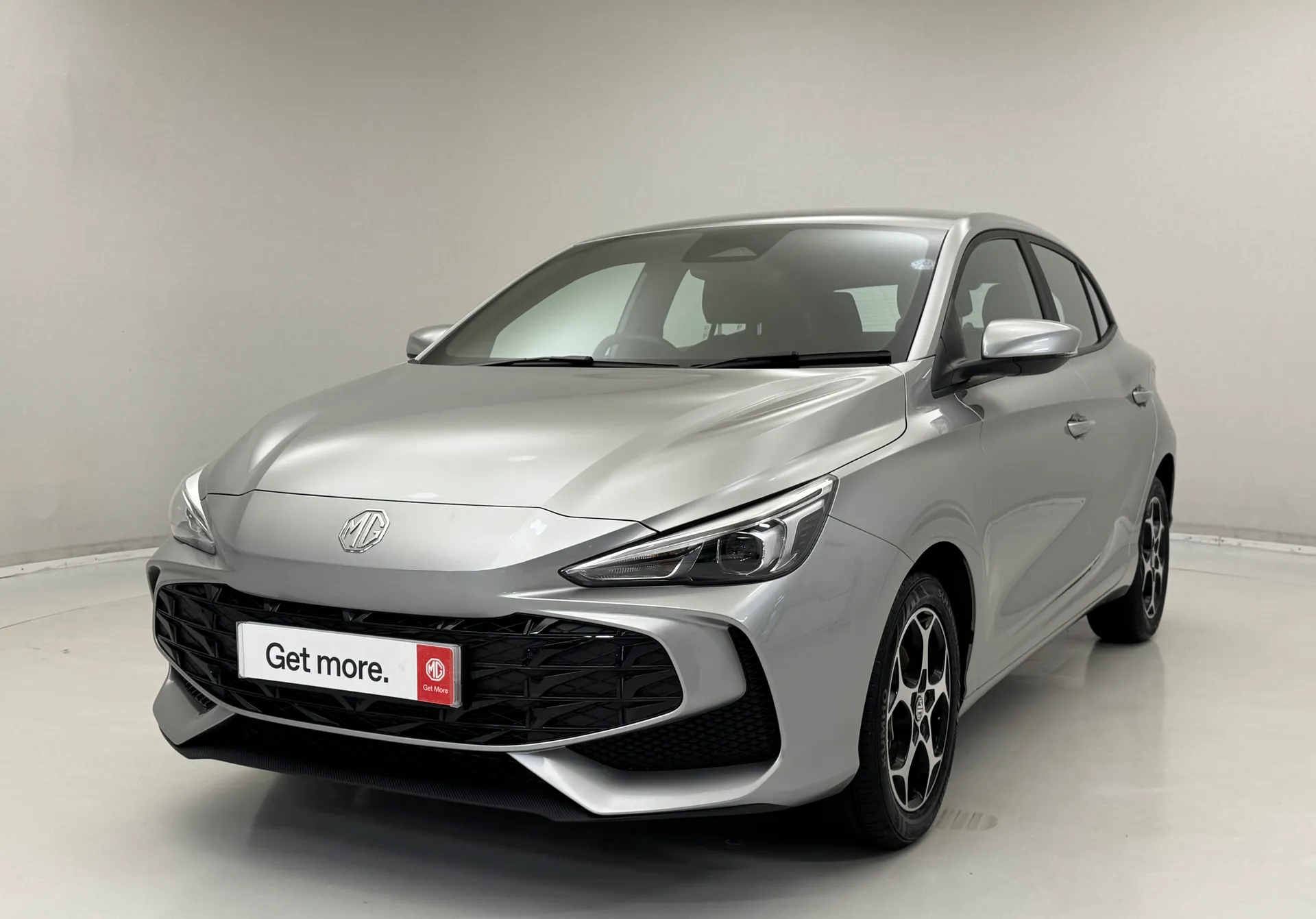 DU75NLA Mg Motor Uk Mg3 1.5 SE 5dr Image #1