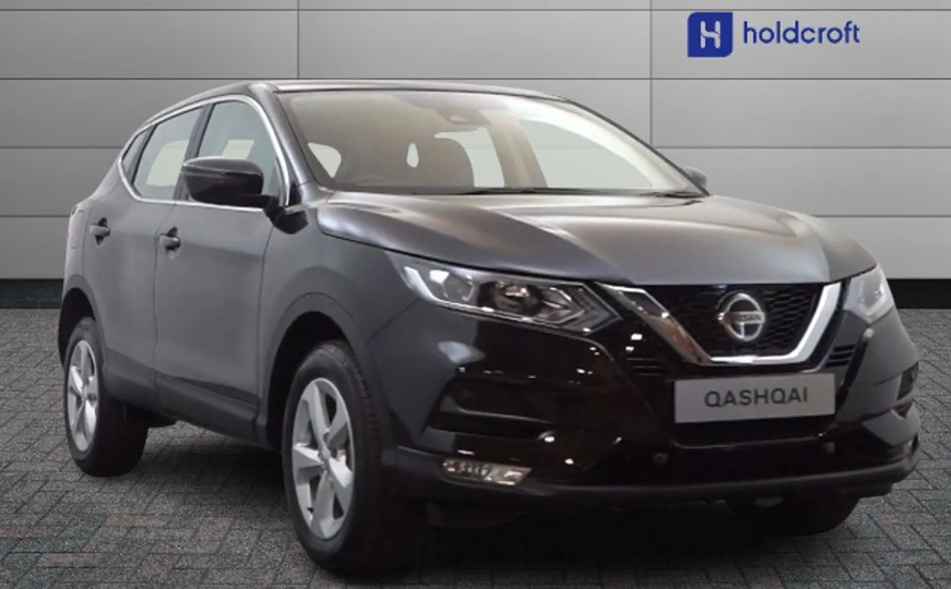 YC70UJY Nissan Qashqai 1.3 DiG-T MH Acenta Premium 5dr Image #1
