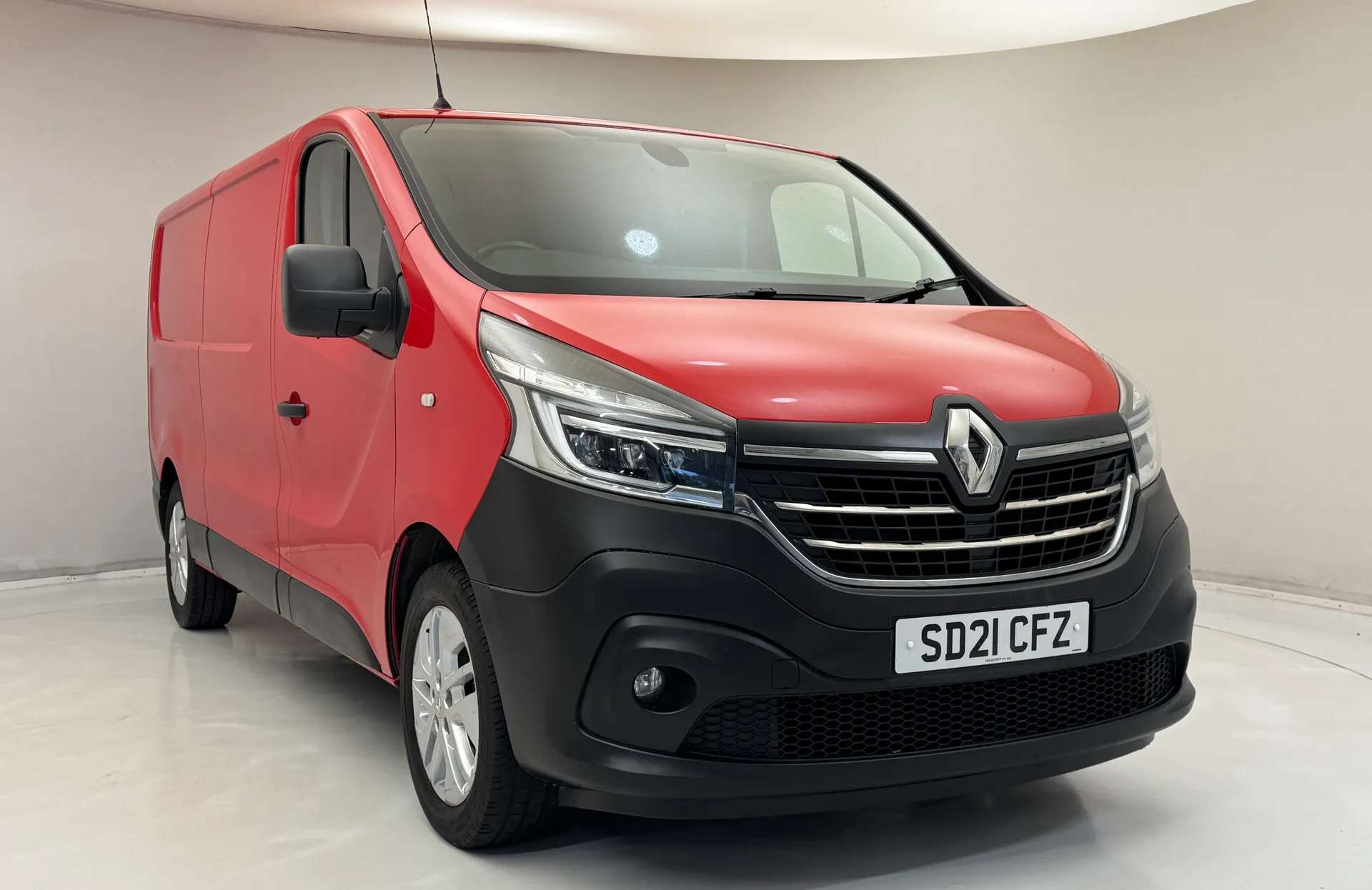 SD21CFZ Renault Trafic LL30 ENERGY dCi 120 Sport Nav Van Image #1