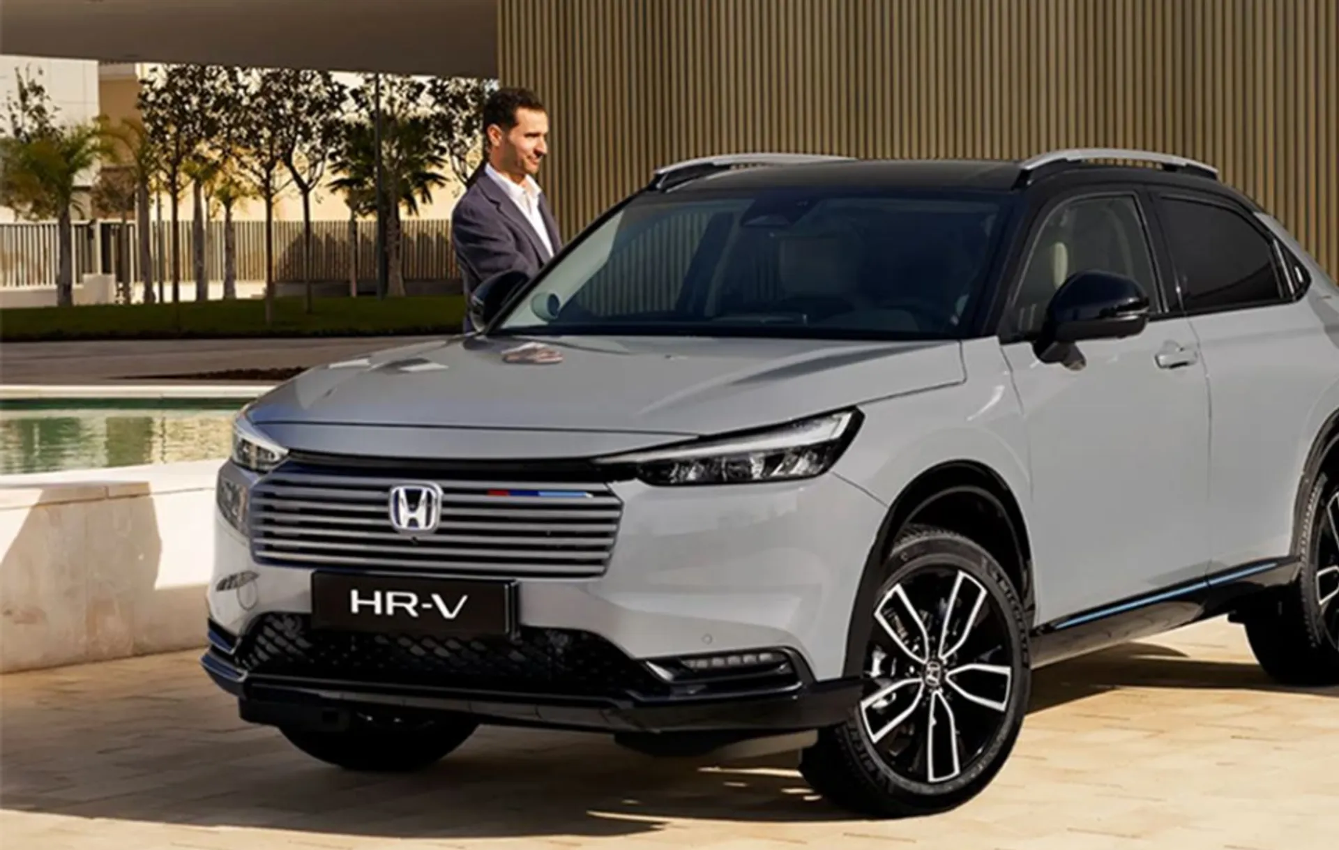  Honda Hr-V ELEGANCE Image #1