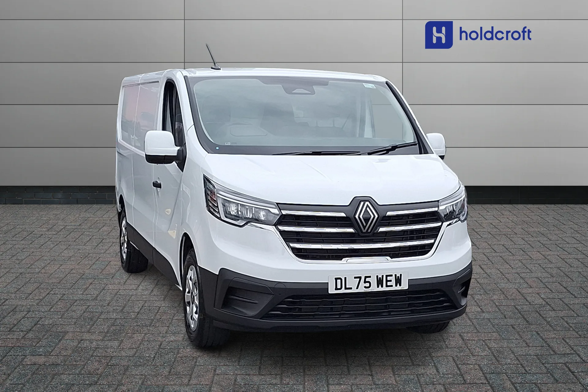 DL75WEW Renault Trafic LL30 Blue dCi 130 Advance [Safety] Van Image #1