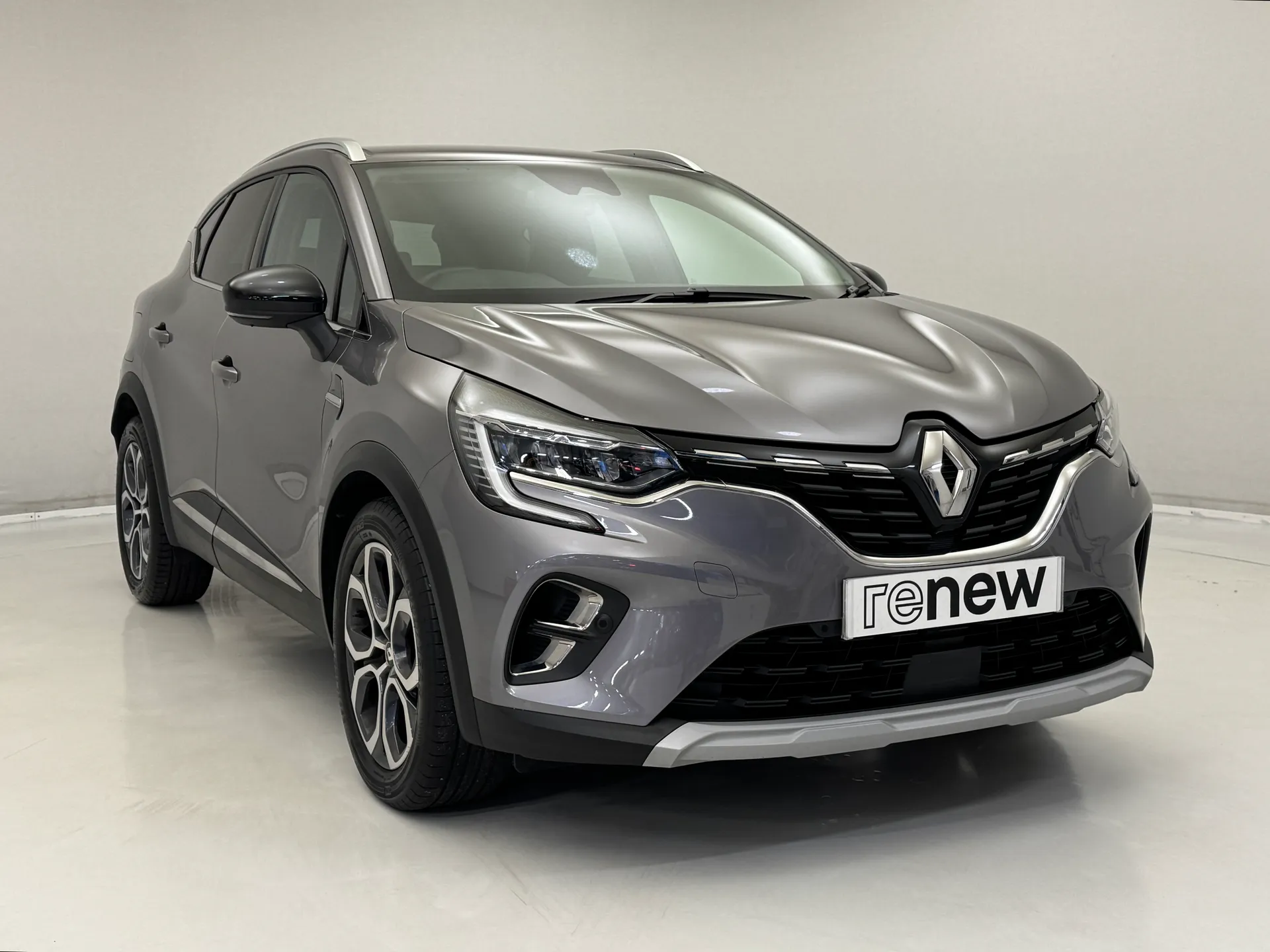DS24BNL Renault Captur 1.0 TCE 90 Techno 5dr Image #1