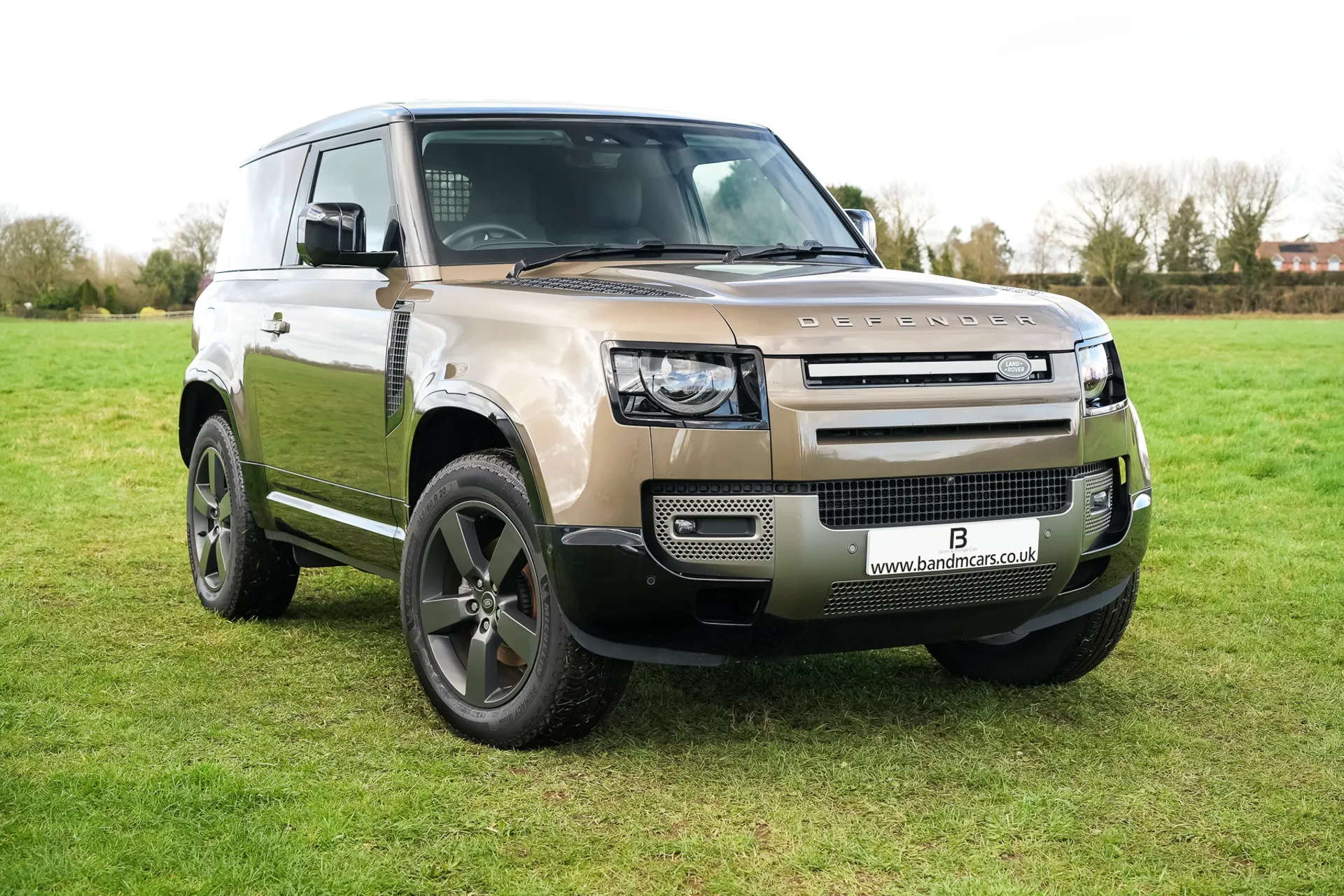 VX25TWE Land Rover Defender 3.0 D250 Hard Top X-Dynamic HSE Auto [3 Seat] Image #1