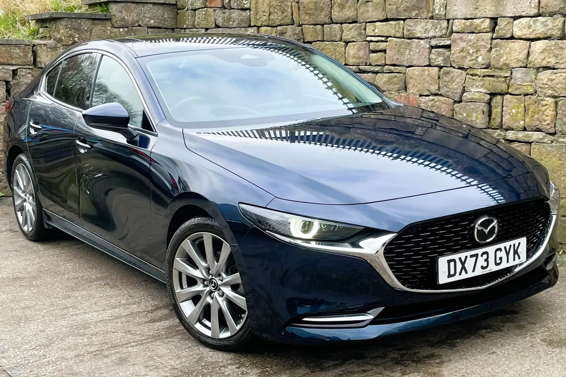 DX73GYK Mazda Mazda3 2.0 e-Skyactiv X MHEV [186] Exclusive-Line 4dr Image #1