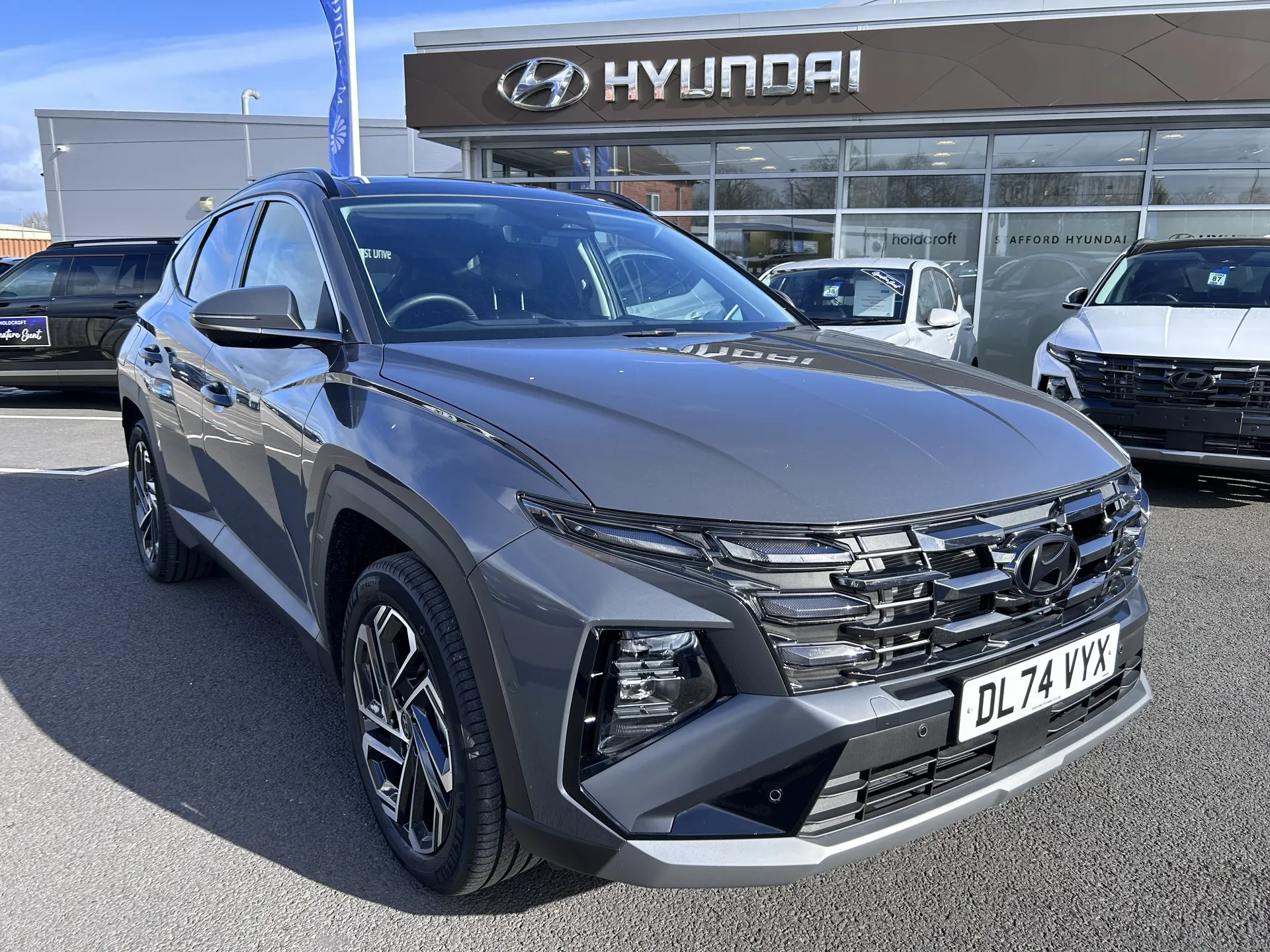 DL74VYX Hyundai Tucson 1.6T Plug-in Hybrid Ultimate 5dr 4WD Auto Image #1