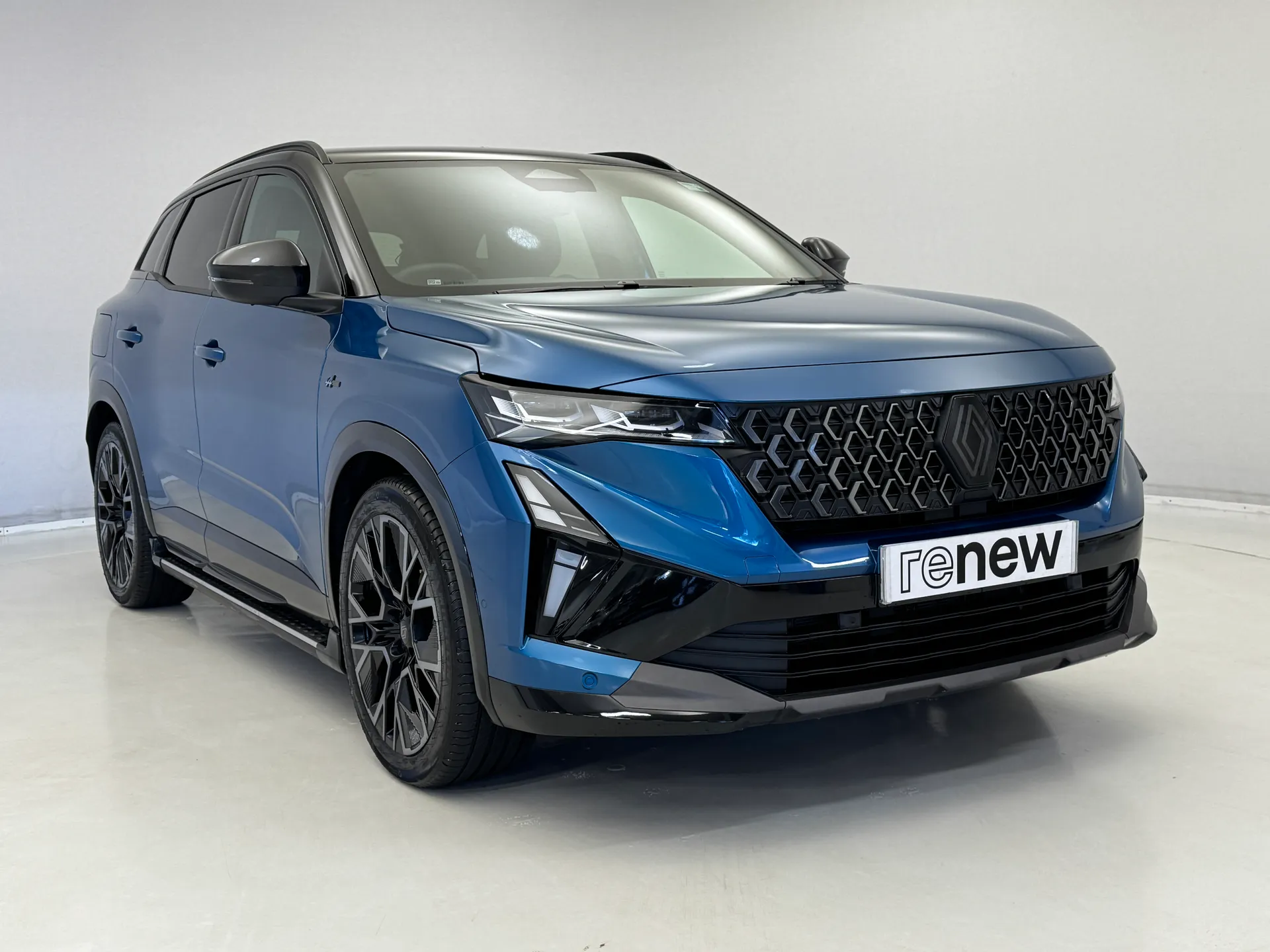 DW25VTF Renault Austral E-Tech Full Hybrid Techno Esprit Alpine 5dr Auto Image #1