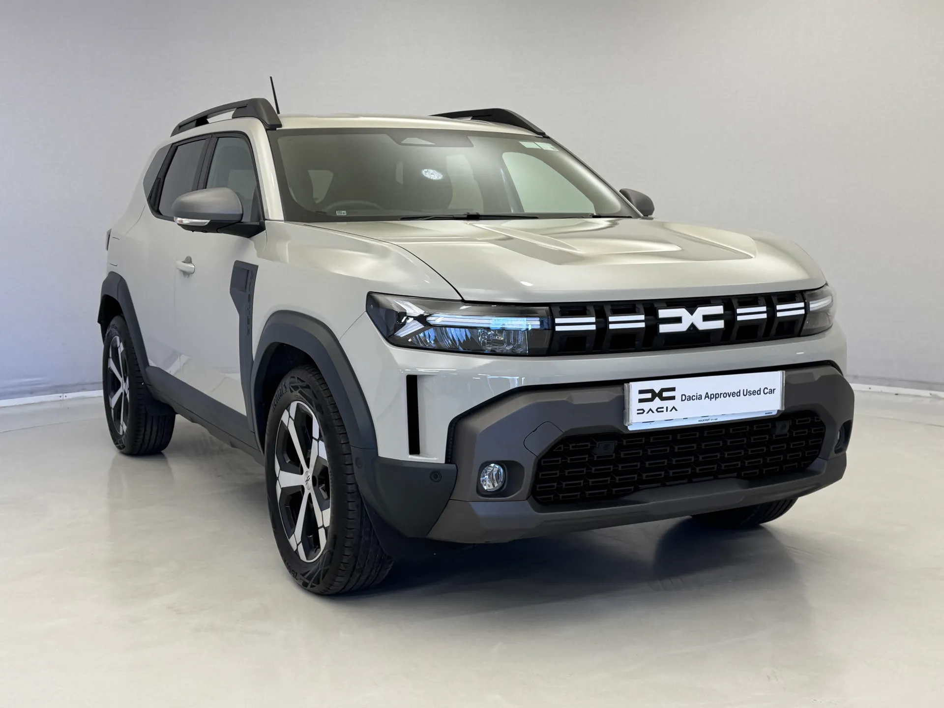 DS75XTR Dacia Duster 1.2 TCe 130 Journey 5dr Image #1