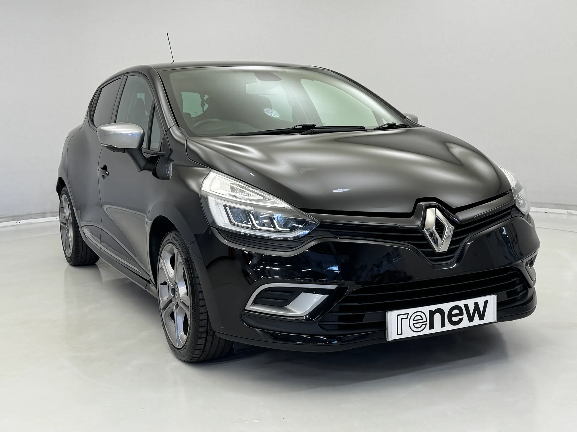 HS19VYZ Renault Clio 0.9 TCE 90 GT Line 5dr Image #1