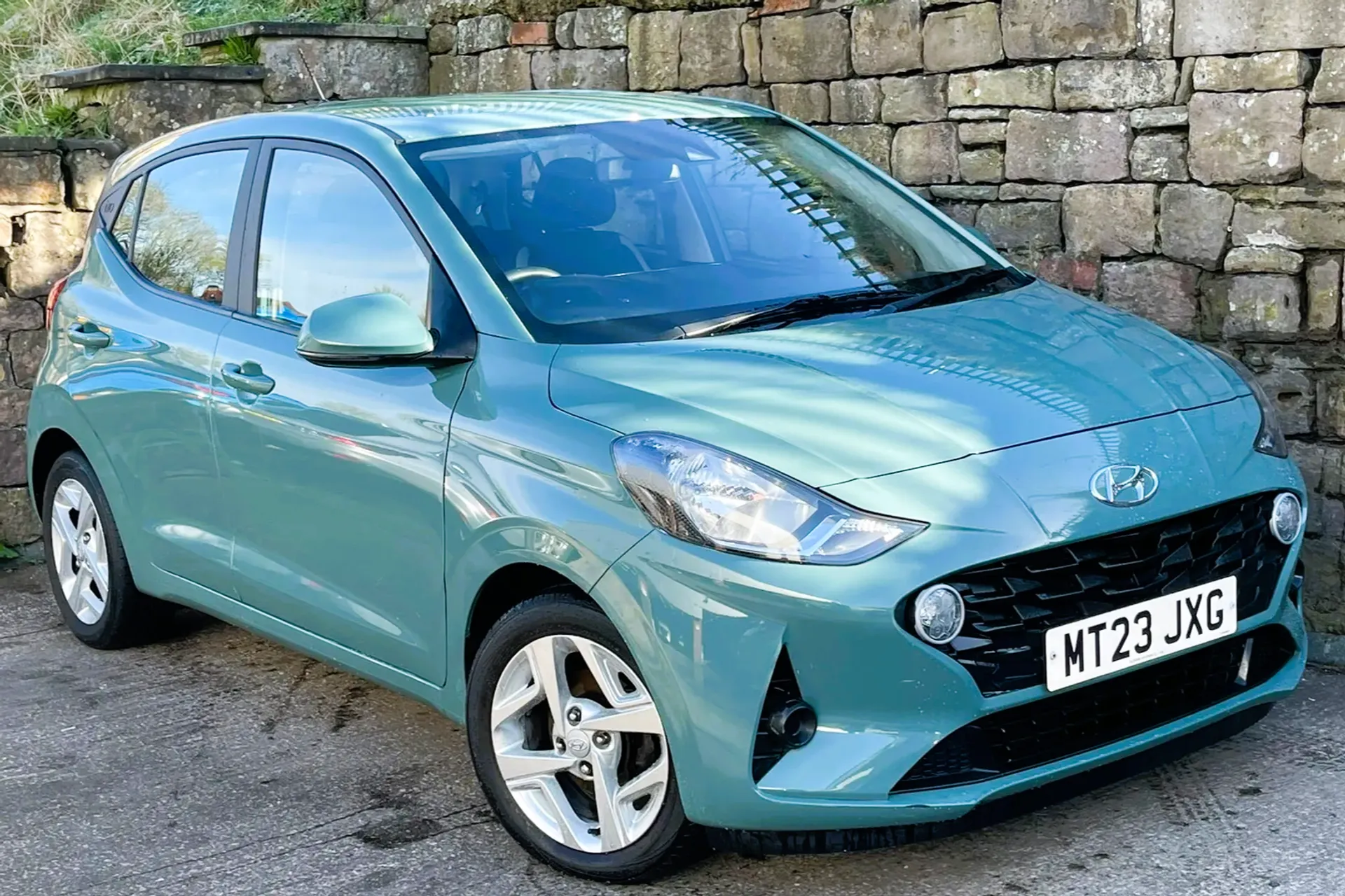 MT23JXG Hyundai i10 1.0 MPi SE Connect 5dr Image #1