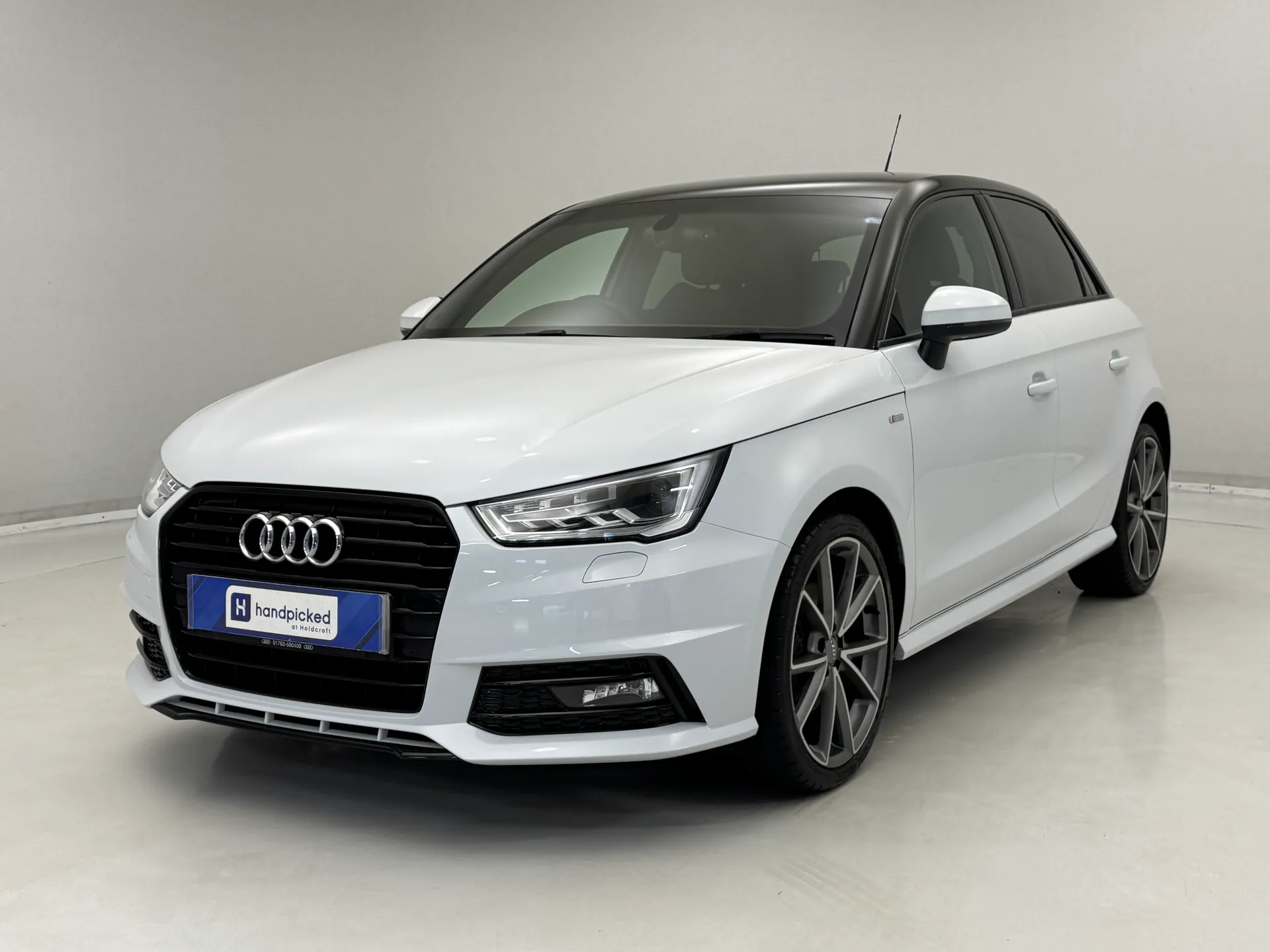 GL17UZY Audi A1 1.6 TDI Black Edition 5dr S Tronic Image #1